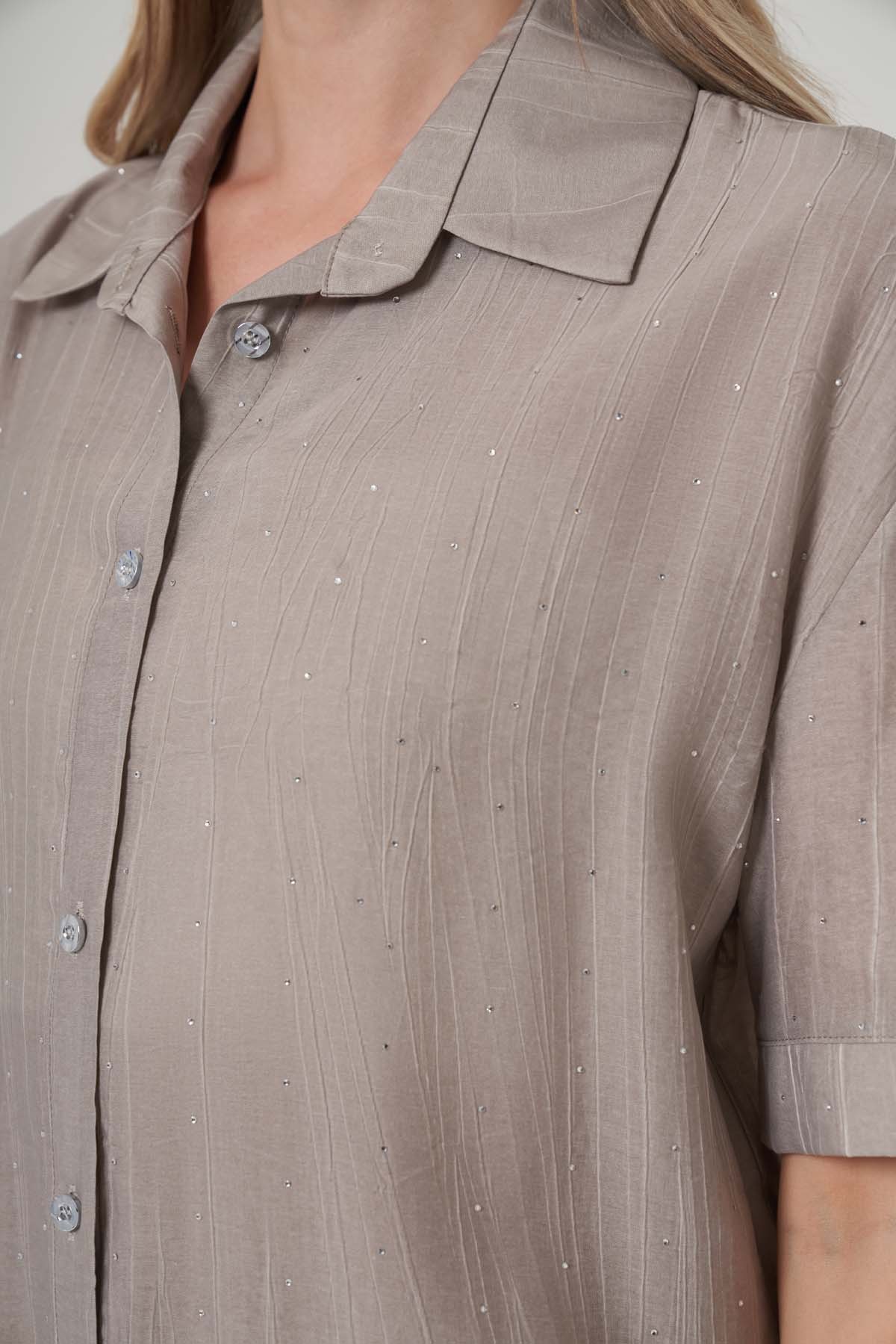Taş Detaylı Oversize Gömlek