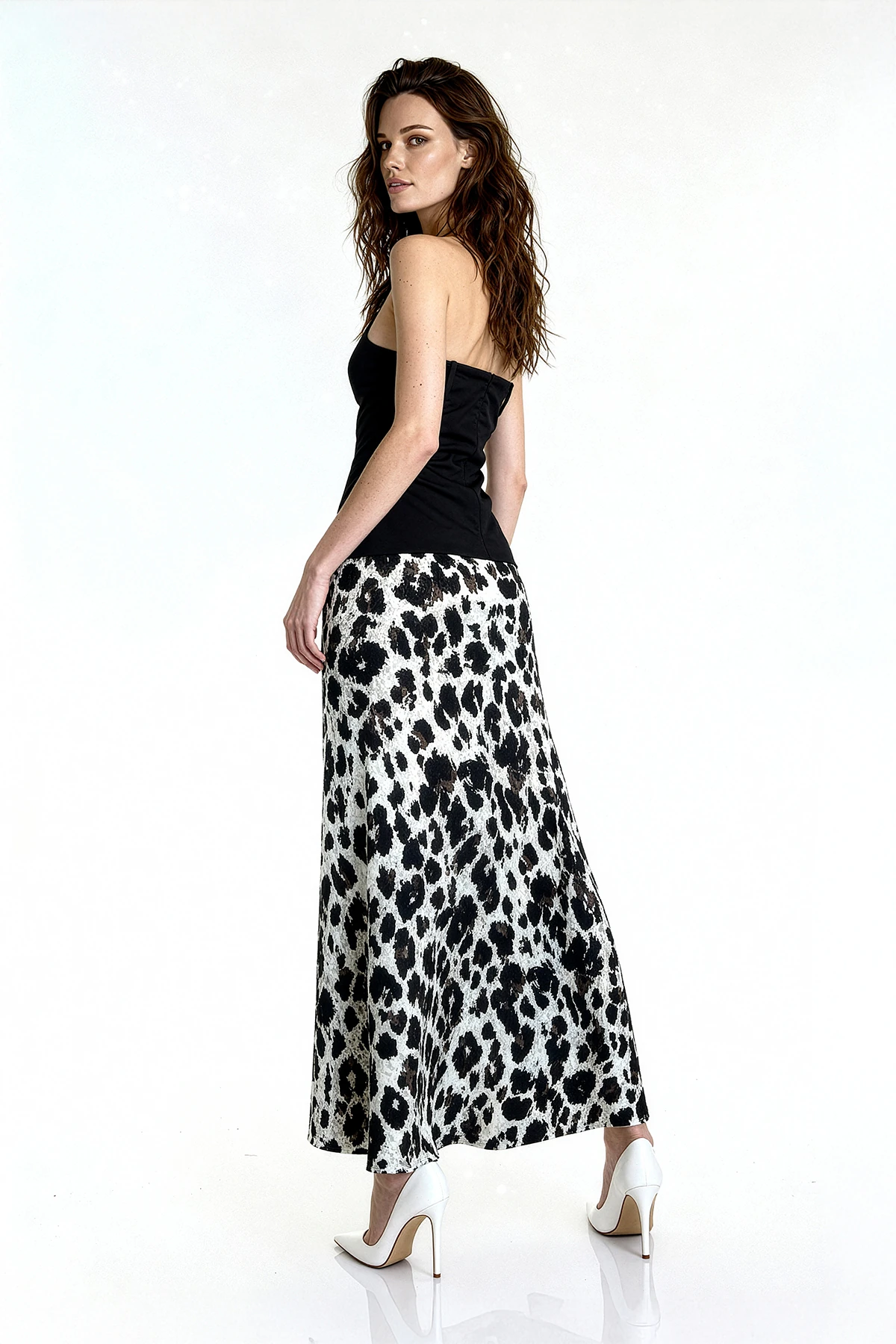 Brit Detaylı Straplez Bluz