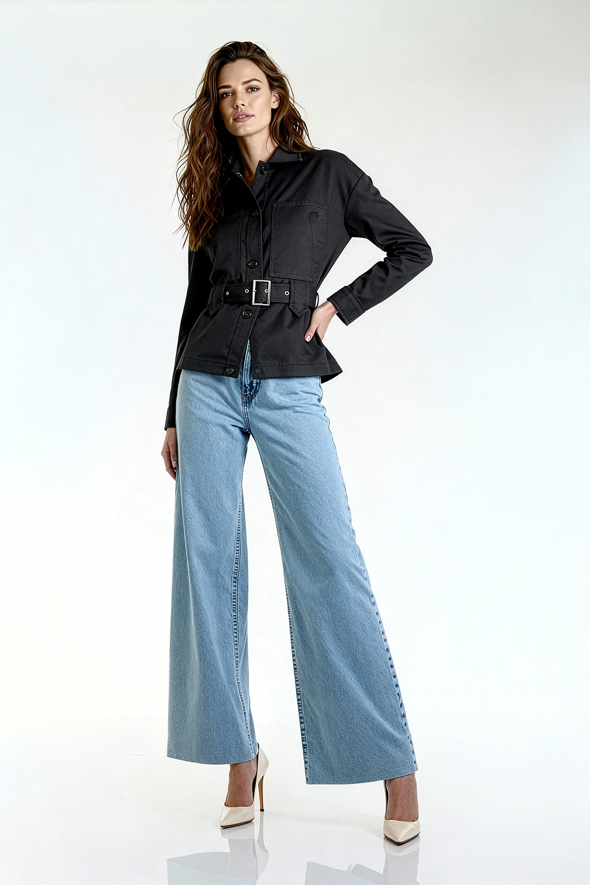 Düğme Detaylı Kemerli Ceket