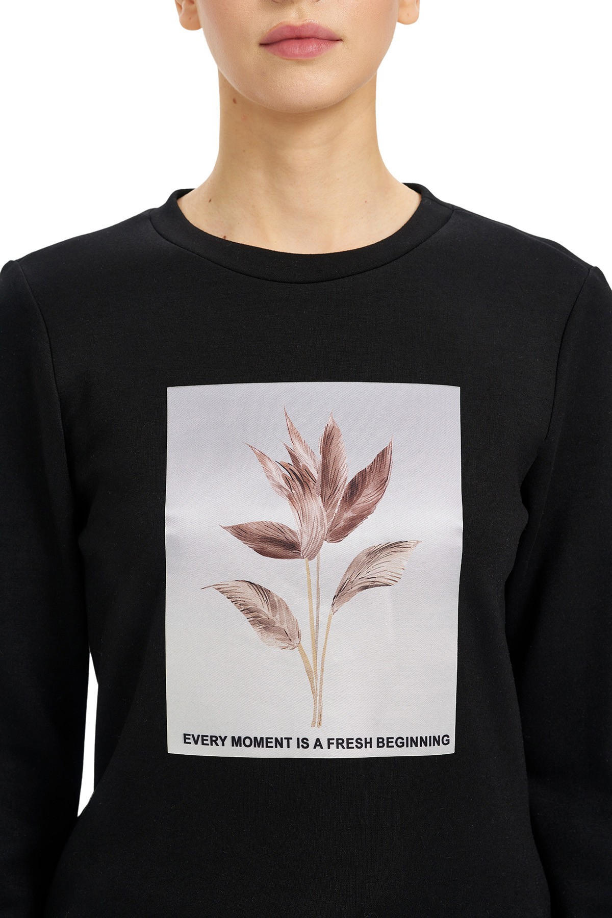 Yaprak Baskılı Sweatshirt