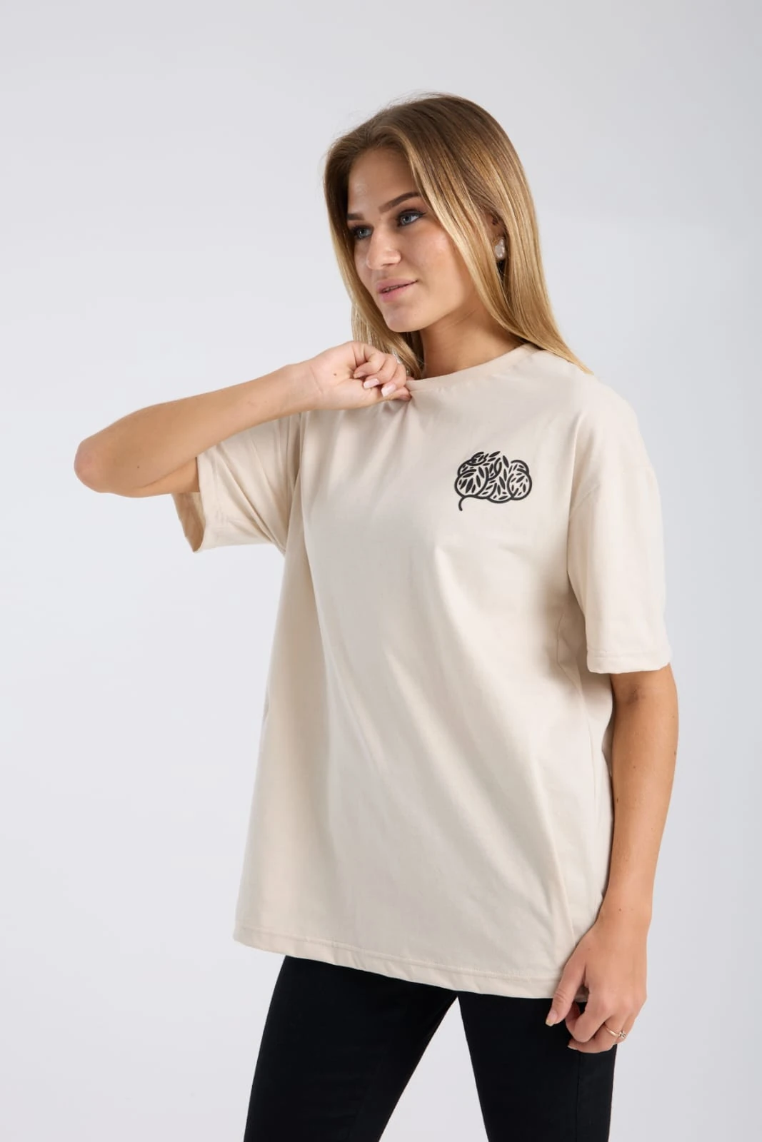 Kendi Halinde (Ekru)