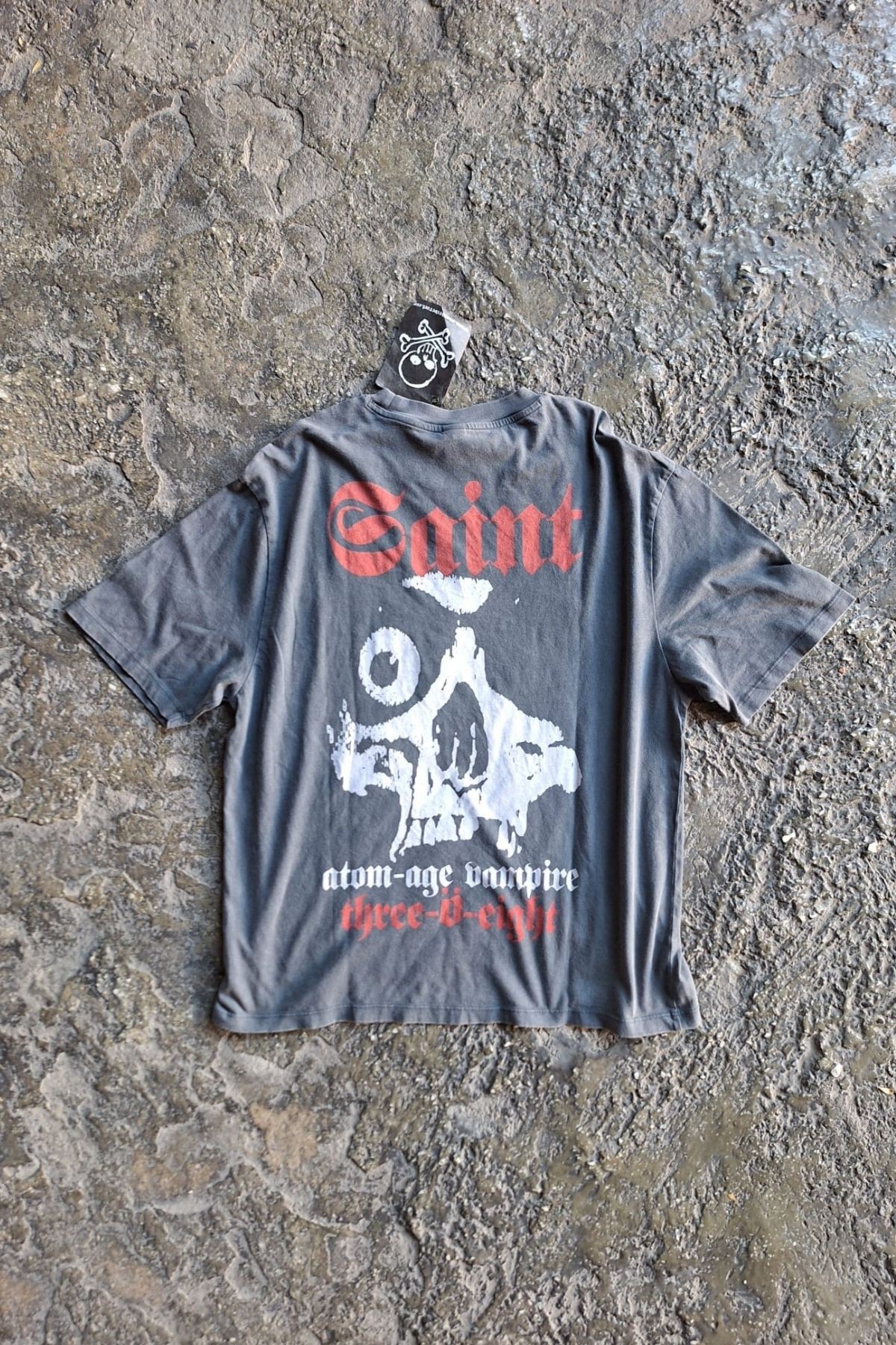 '' Atom Age Vampire '' Oversize Yıkamalı T-shirt