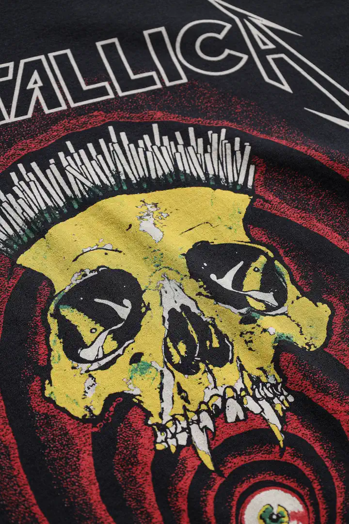 Metallica In Vertigo Baskılı Boxy Fit Siyah Unisex Kısa Kol Rock Tshirt