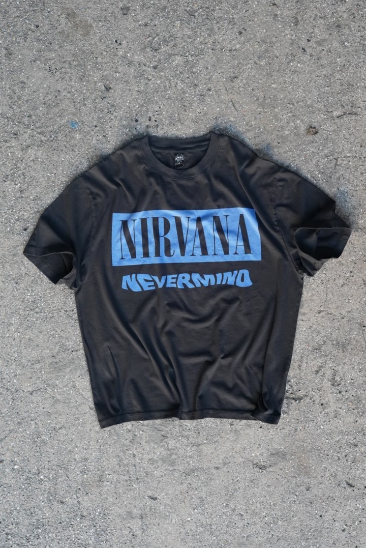 Nirvana Nevermind Kısa Kollu Siyah T-shirt