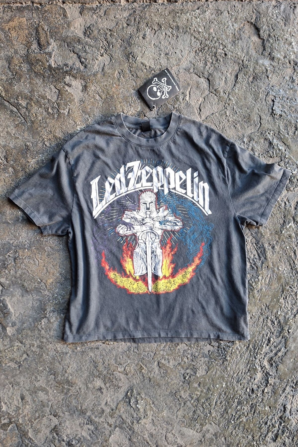 Led Zeppelin '' Houses Of The Holy '' Boxy fit T-shirt