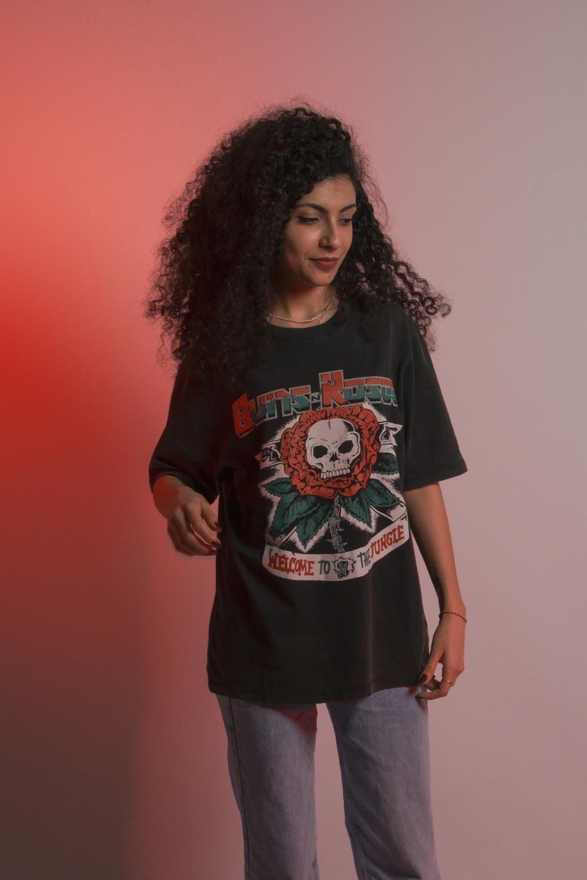 '' Guns'n Roses Welcome To The Jungle '' Kadın T-shirt