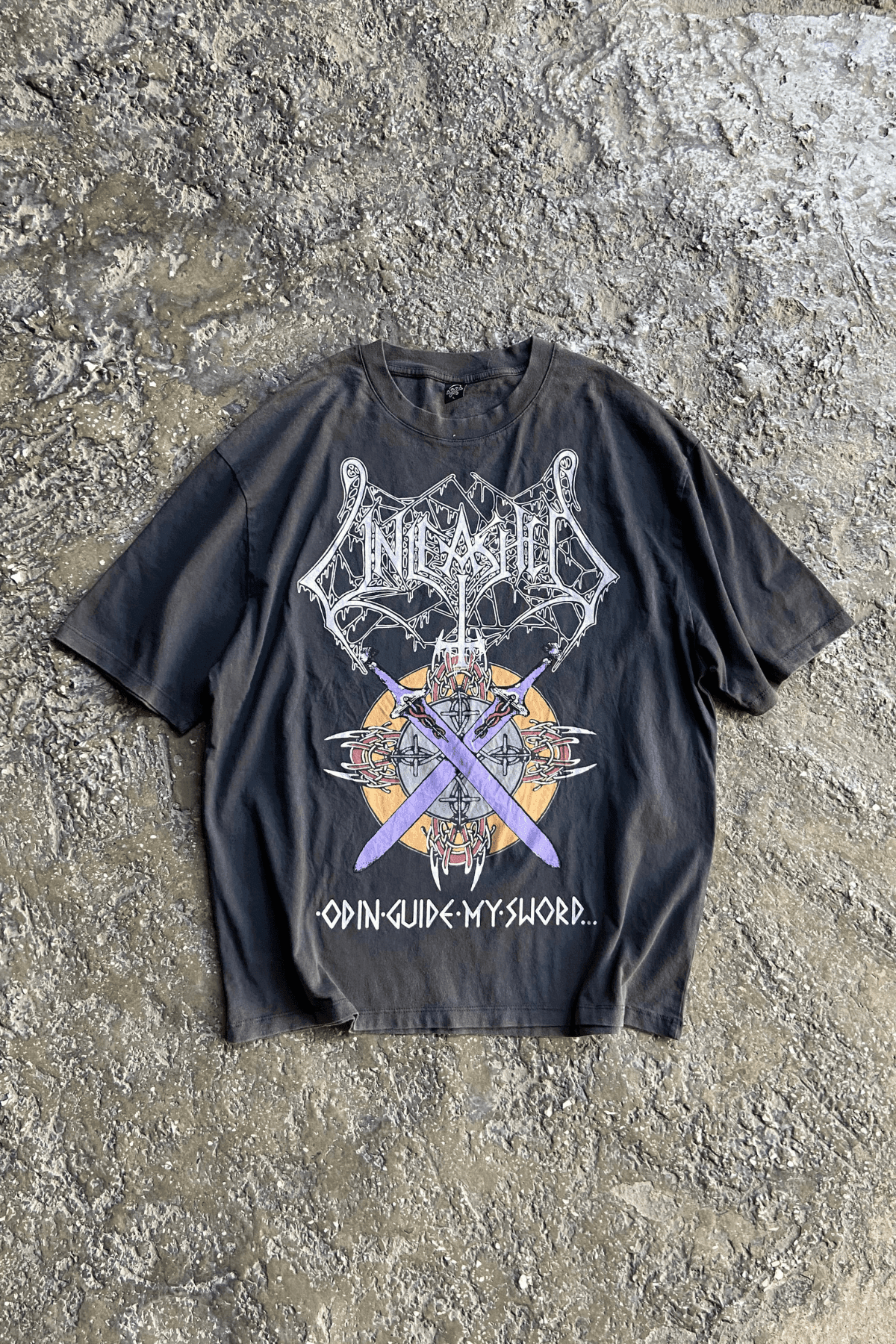 Unleashed '' European Victory Tour '' Acid Yıkamalı Oversize T-shirt