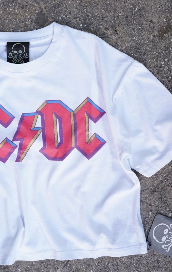 AC/CD Beyaz Crop Pembe Baskılı T-shirt