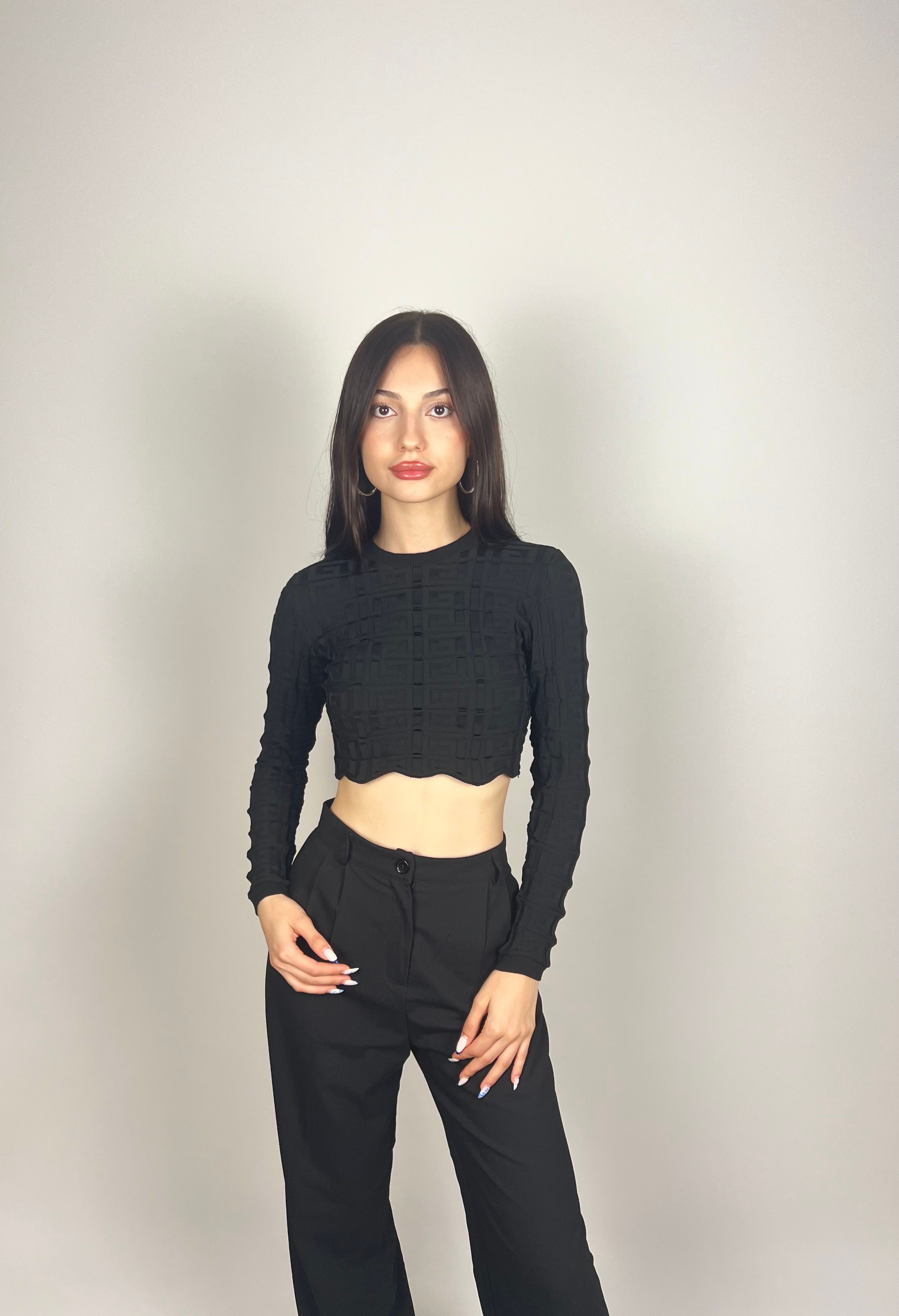 Siyah Kabartmalı Crop Top