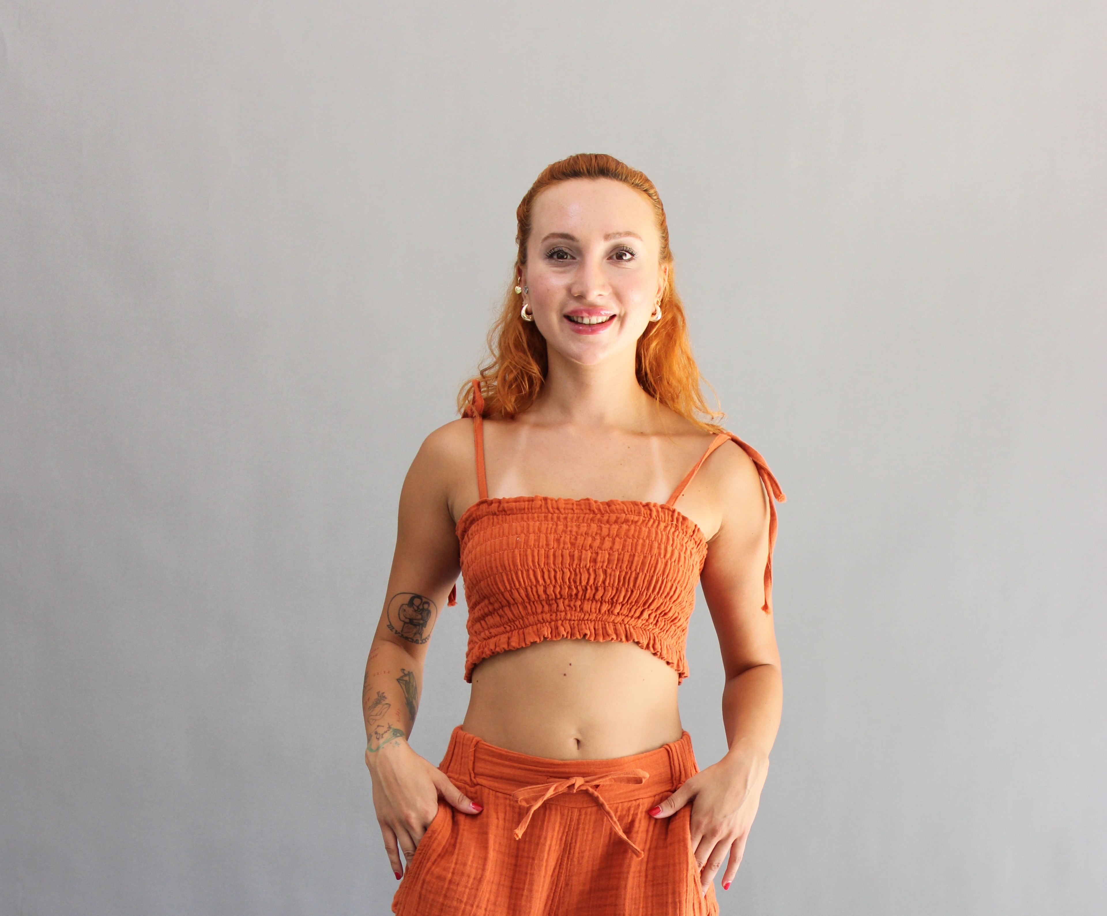 MÜSLİN GİPELİ CROP TOP