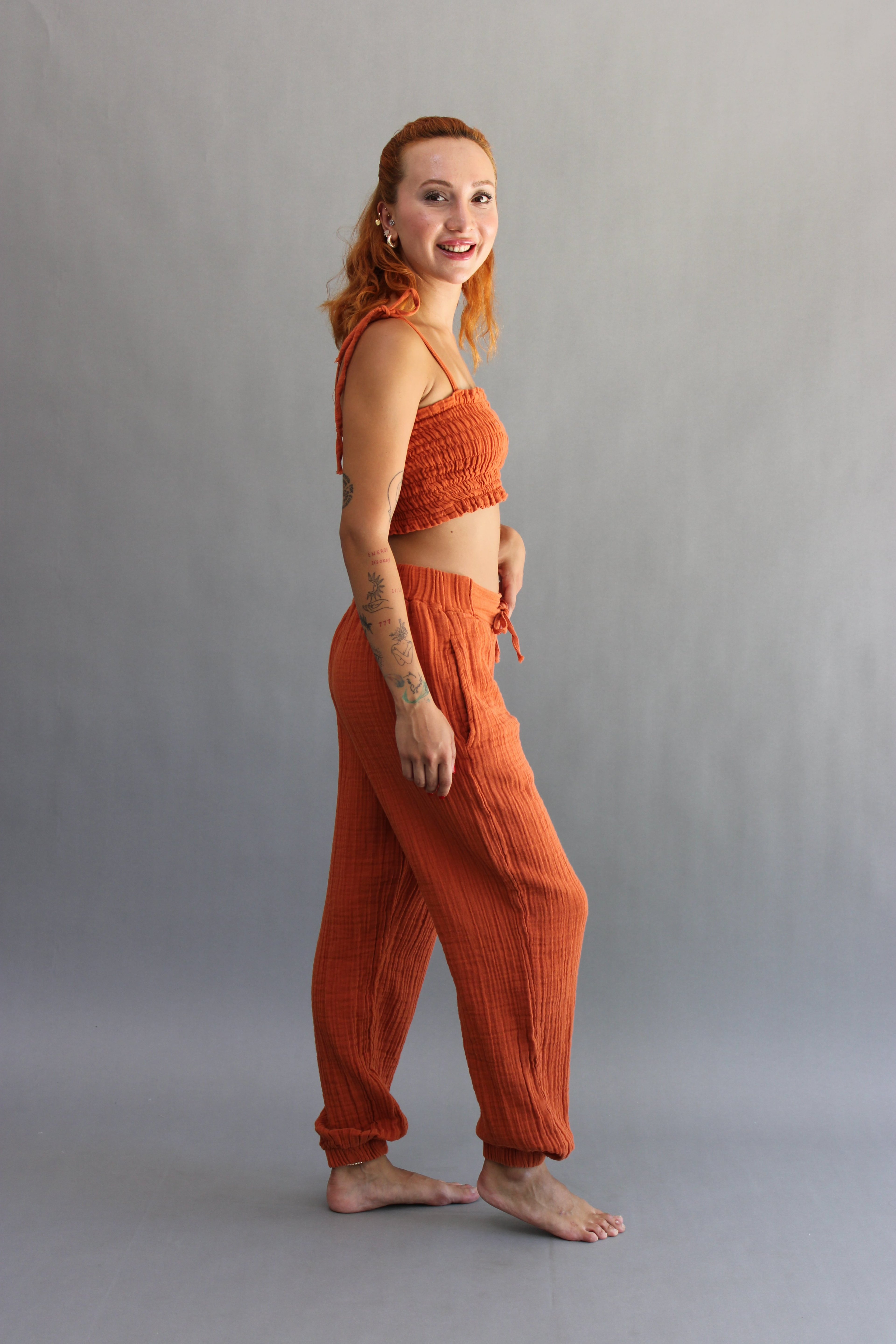 MÜSLİN GİPELİ CROP TOP