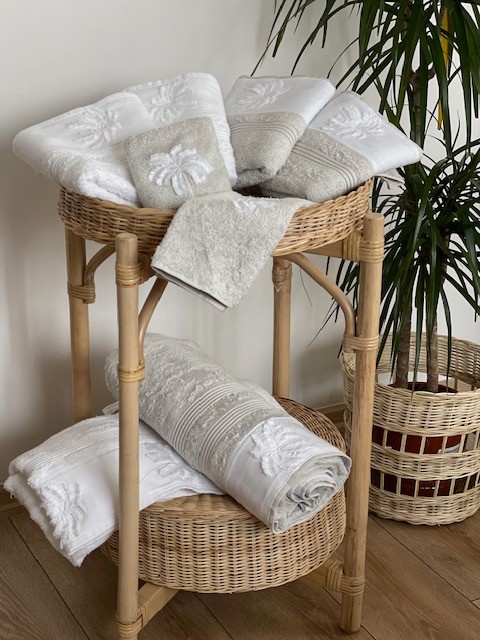 Beyaz Bambu Banyo Havlusu 85*150 cm
