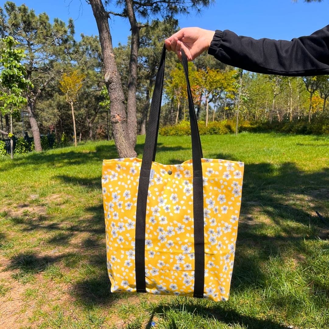 Yellow Flower Picnic Bag