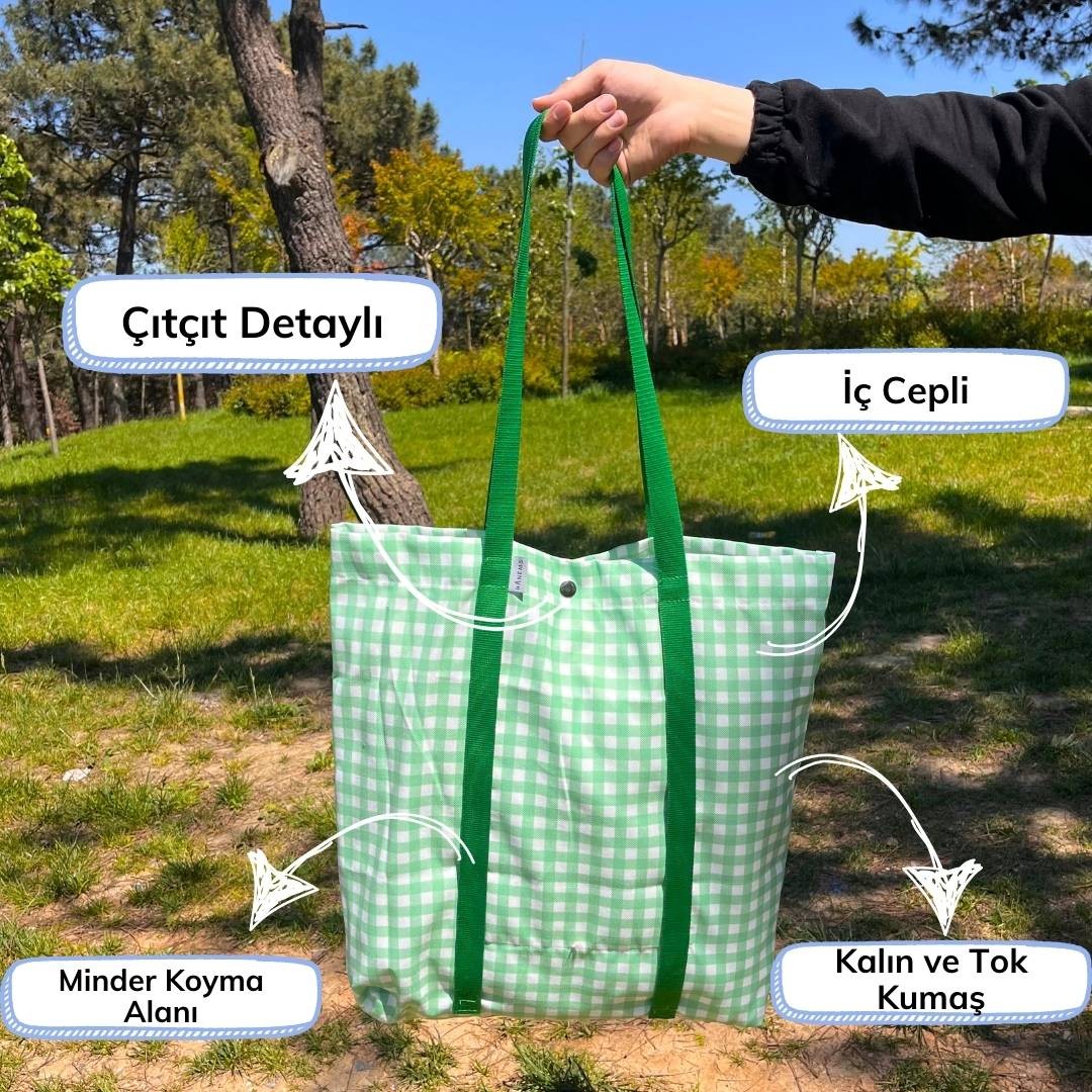 Green Picnic Bag