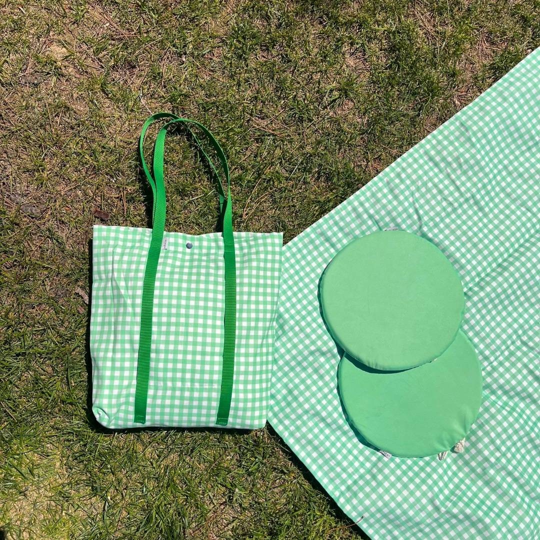 Green Gingham Picnic Set