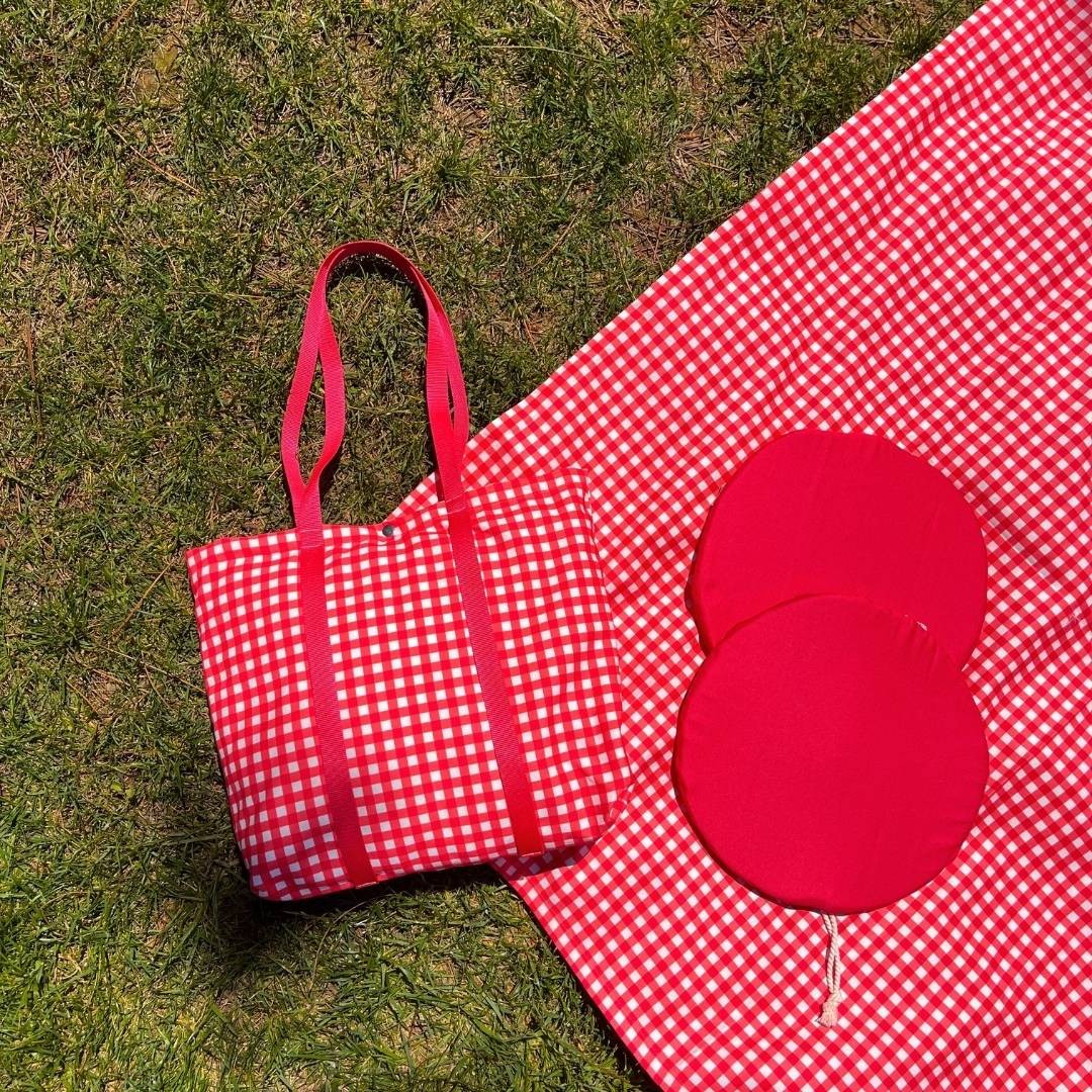 Red Patterned Picnic Set