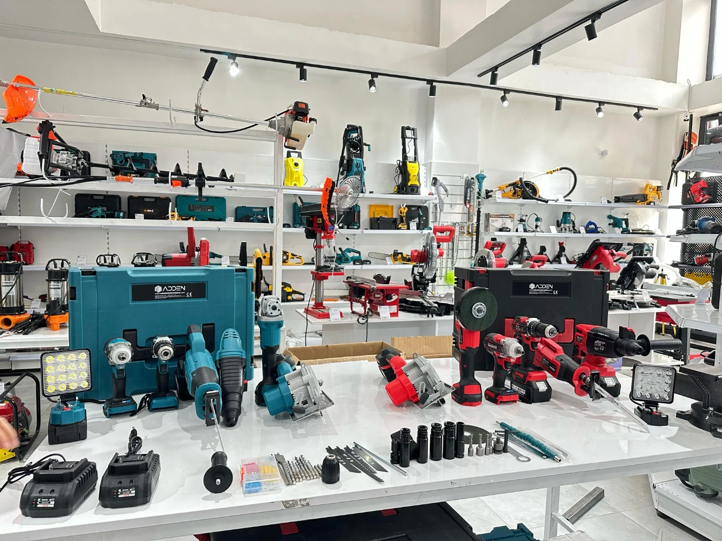 ADDEN ADN-SET-0031 Yedi Makineli Profesyonel Şarjlı Set