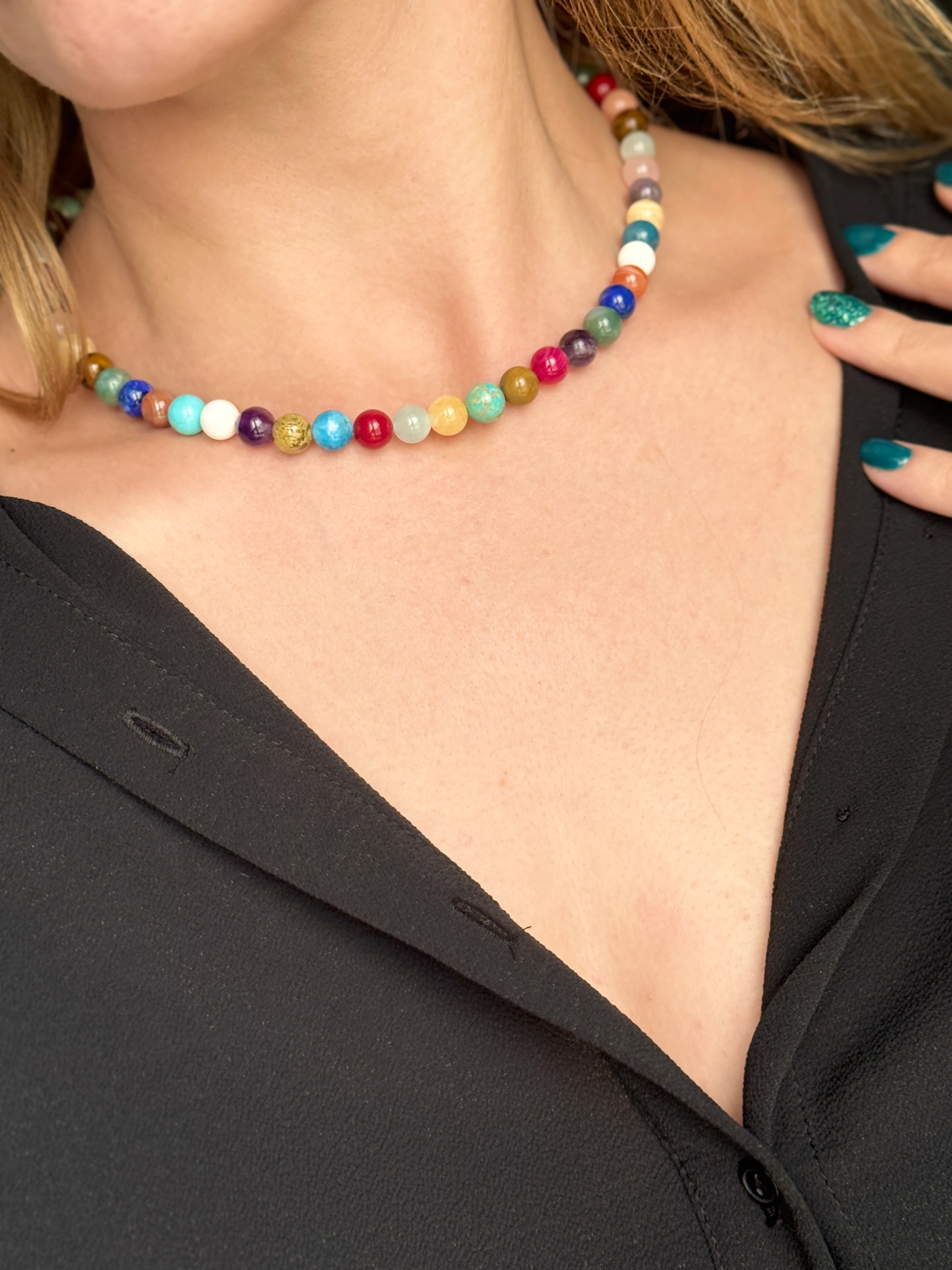 Çok Renkli Doğal Taş Kolye