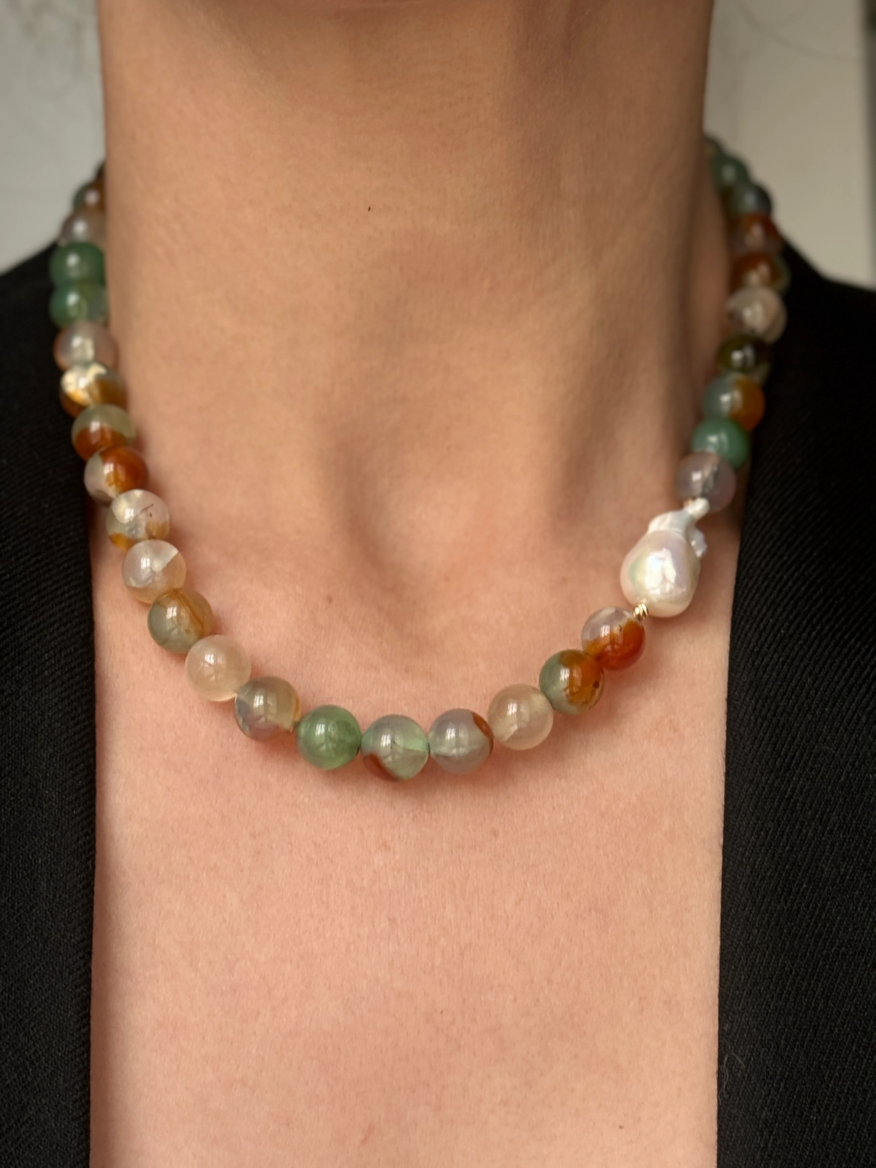 Akik Barok İnci Kolye