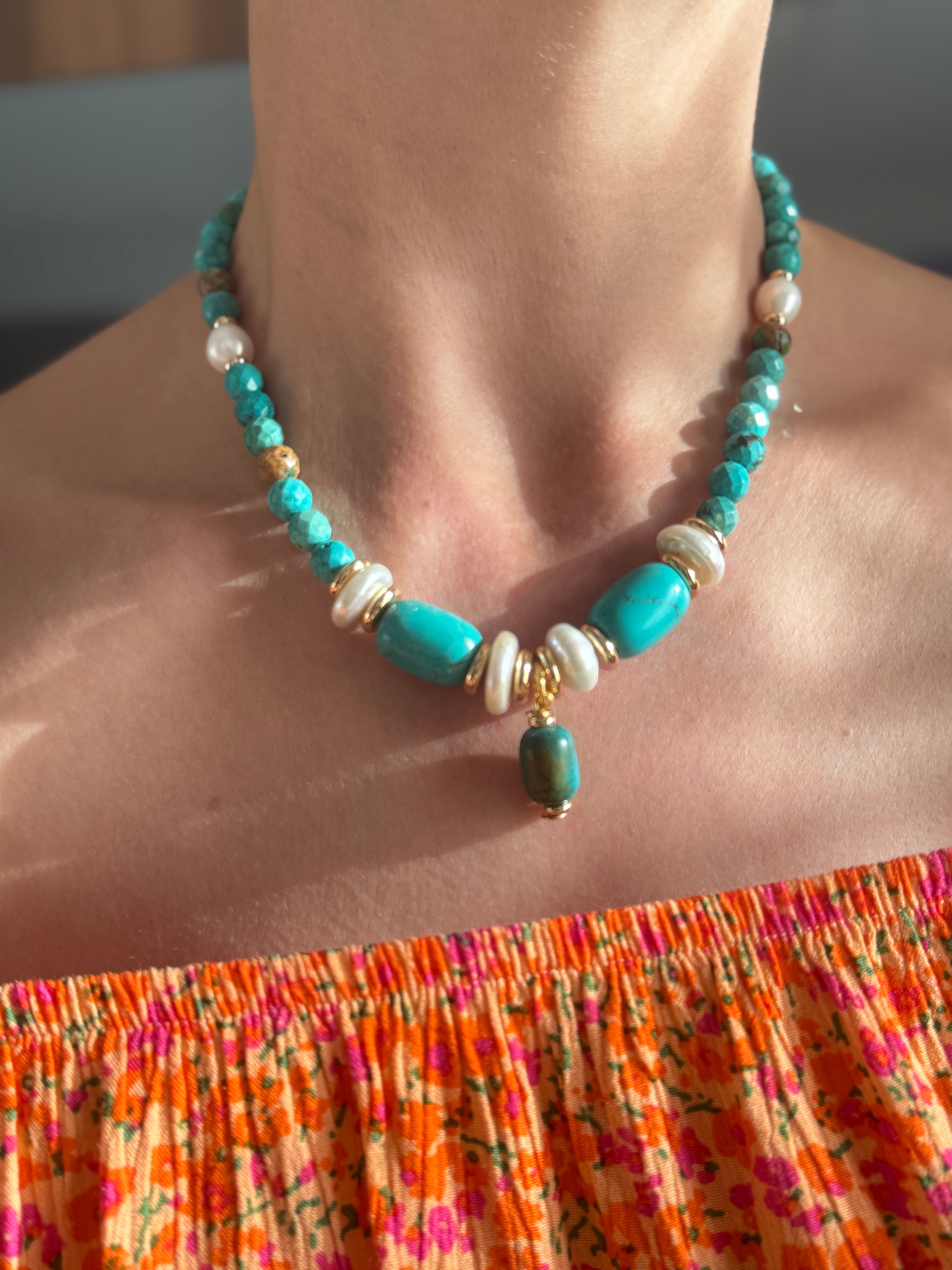 Turkuaz İnci Choker Sallantılı Kolye