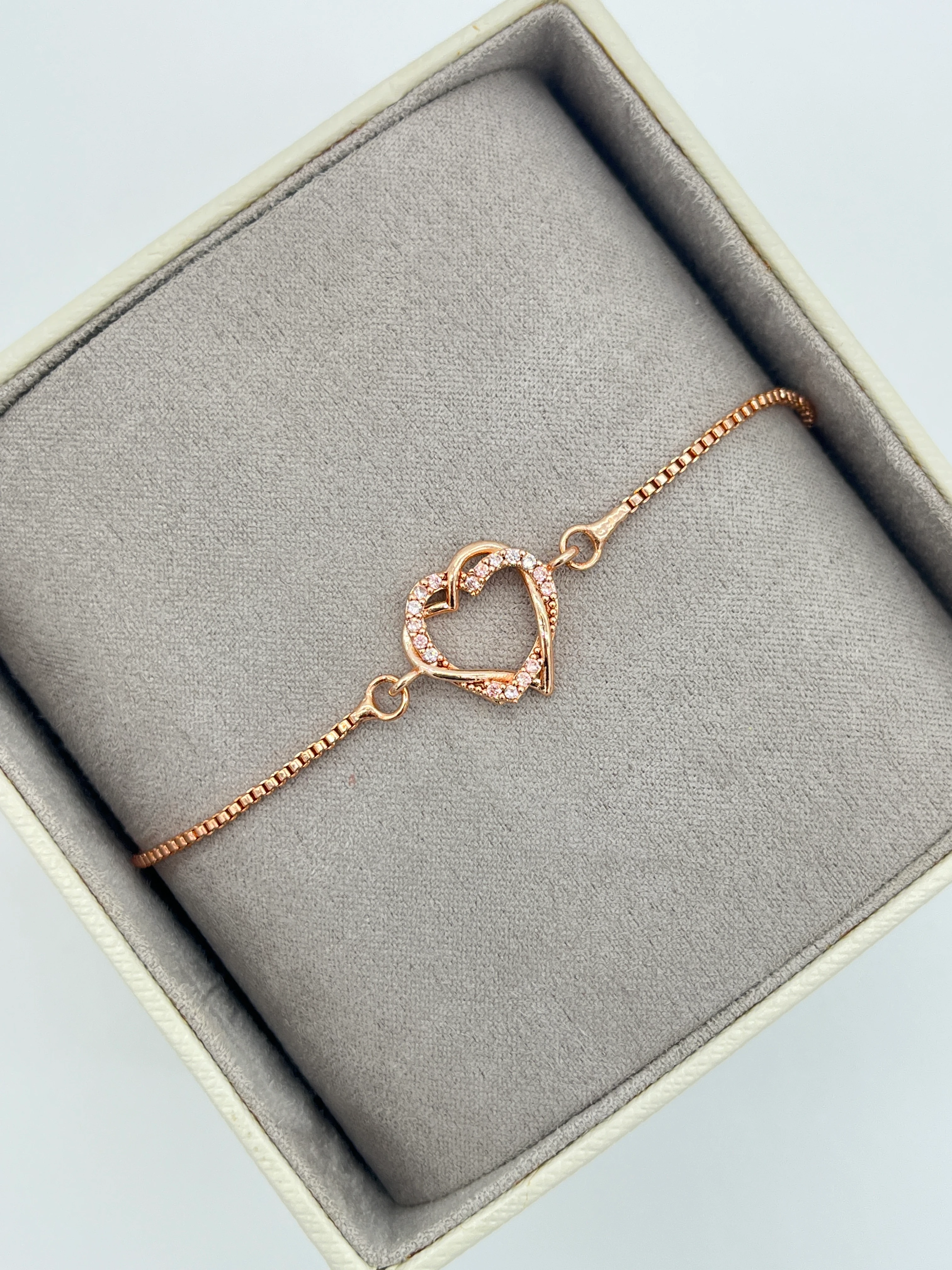 Taşlı Kalp Bileklik - GOLD ROSE