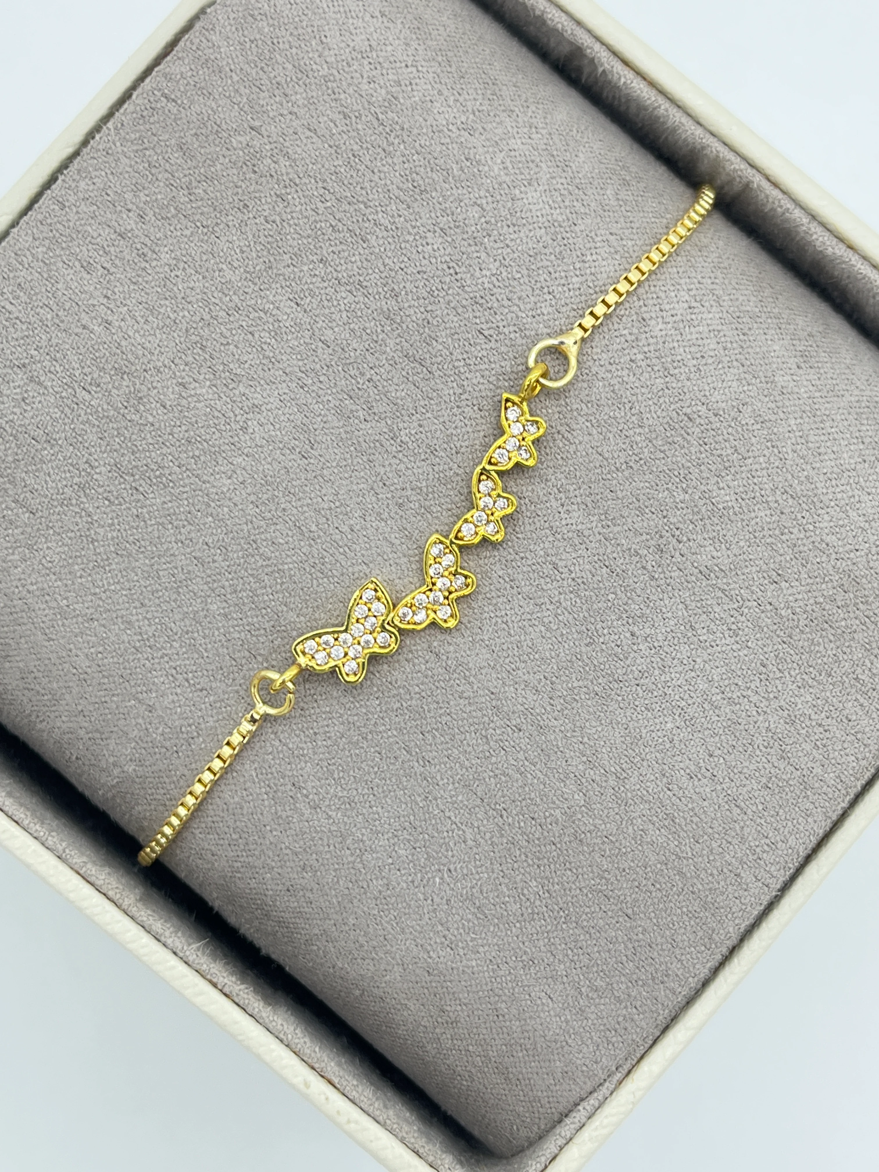 Taşlı 4'lü Kelebek Bileklik - GOLD