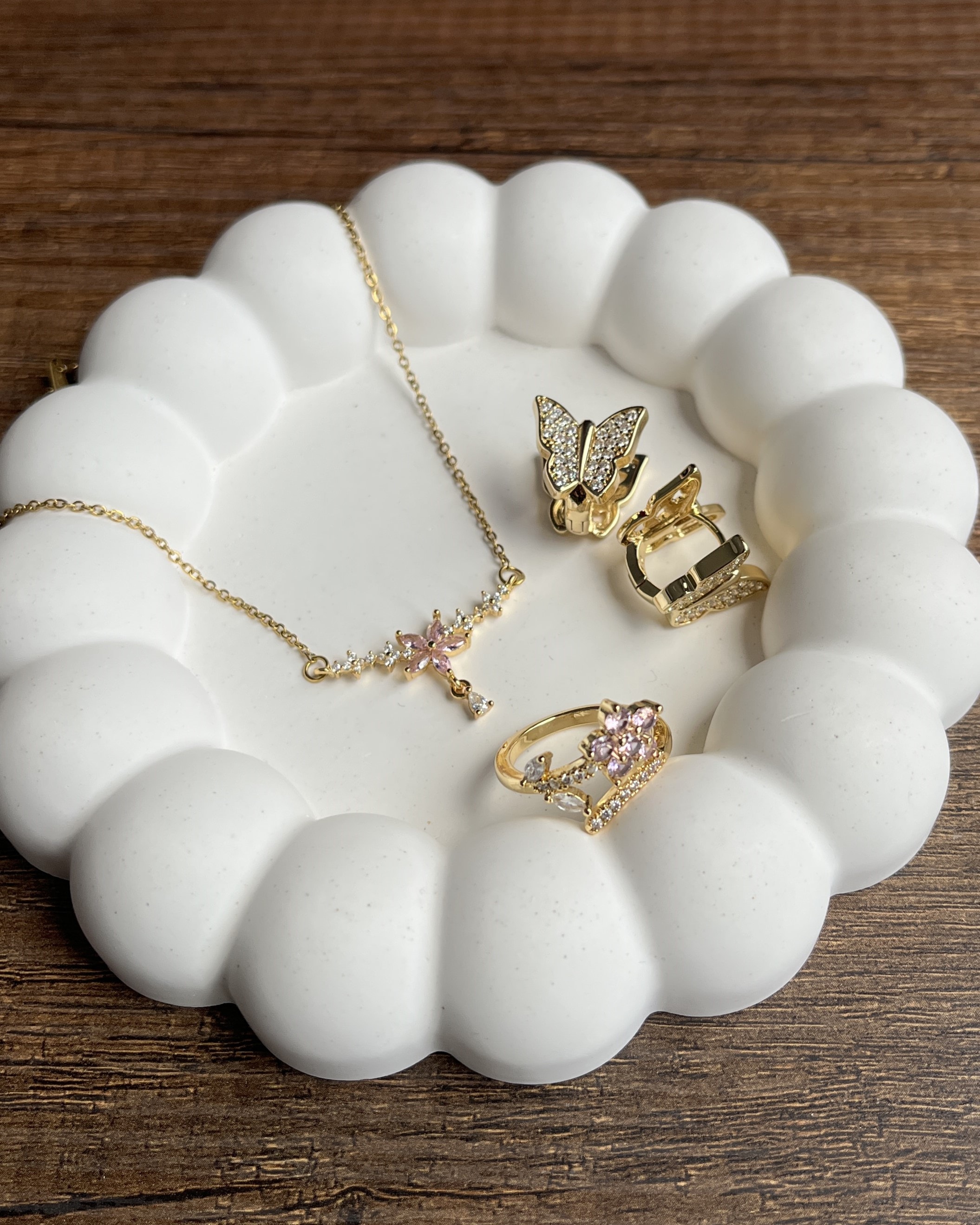 Küpe Kolye Yüzük 3'lü Gold Set