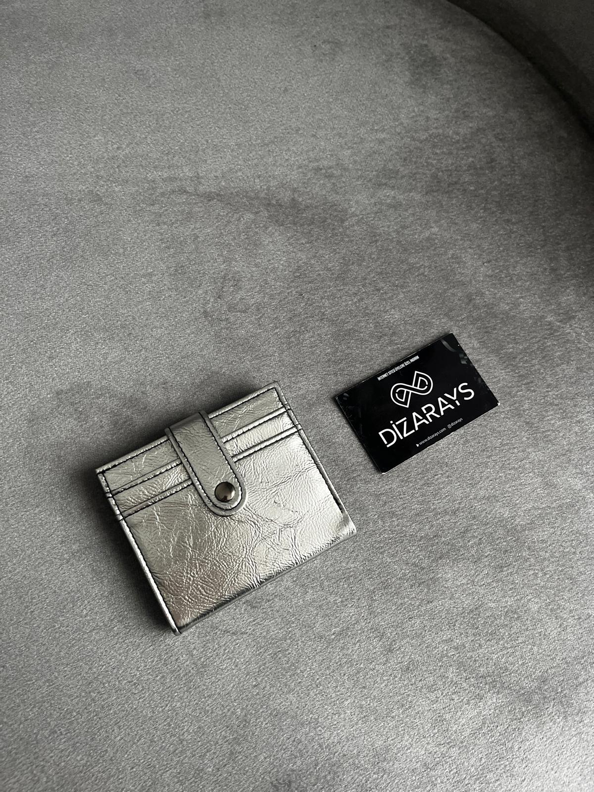 Kadın Kartlıklı Çıtçıt Kapama Cüzdan LOVELY