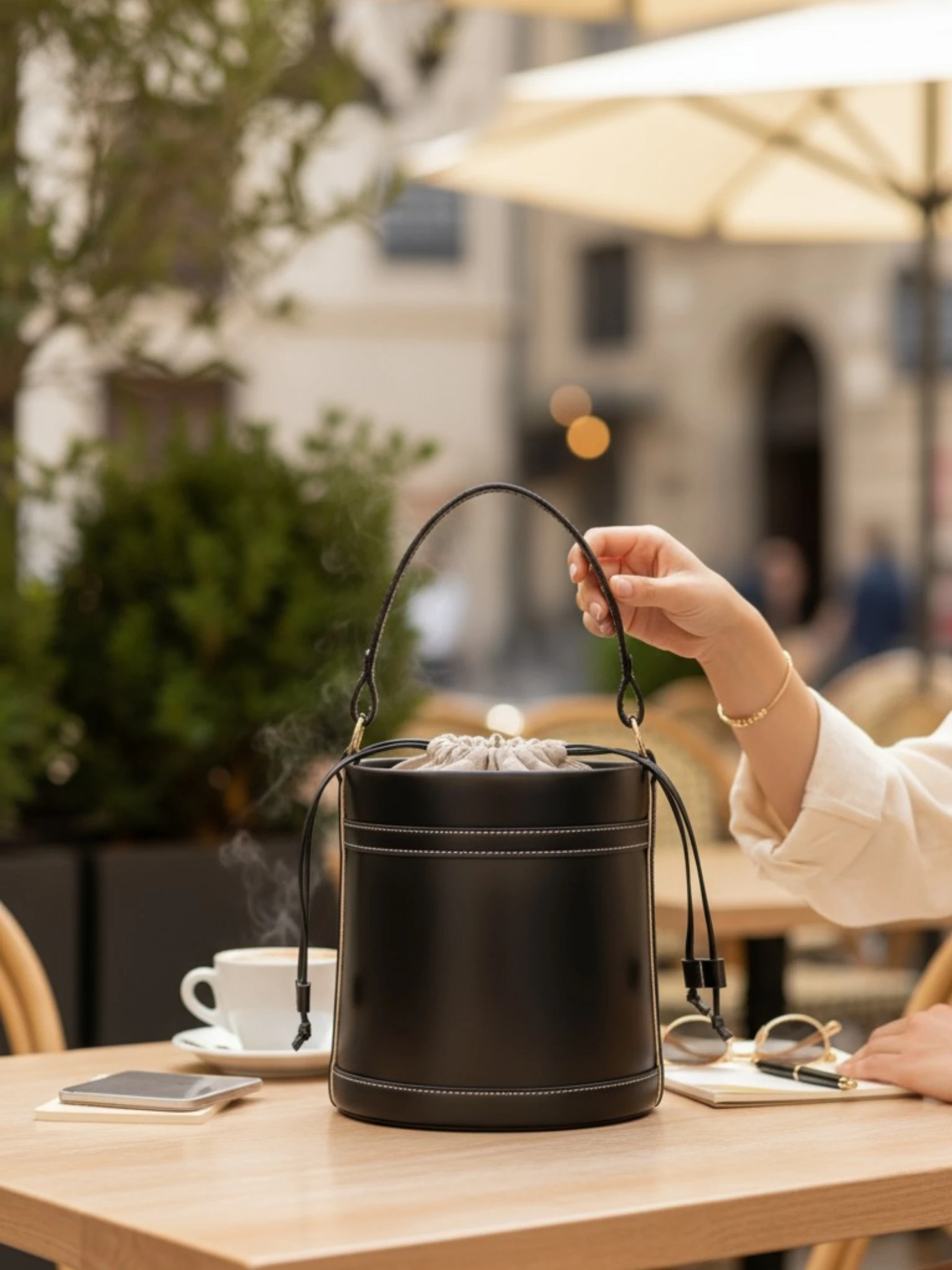 Kadın Büzgülü Çapraz Askılı El Ve Omuz Çantası - OLA