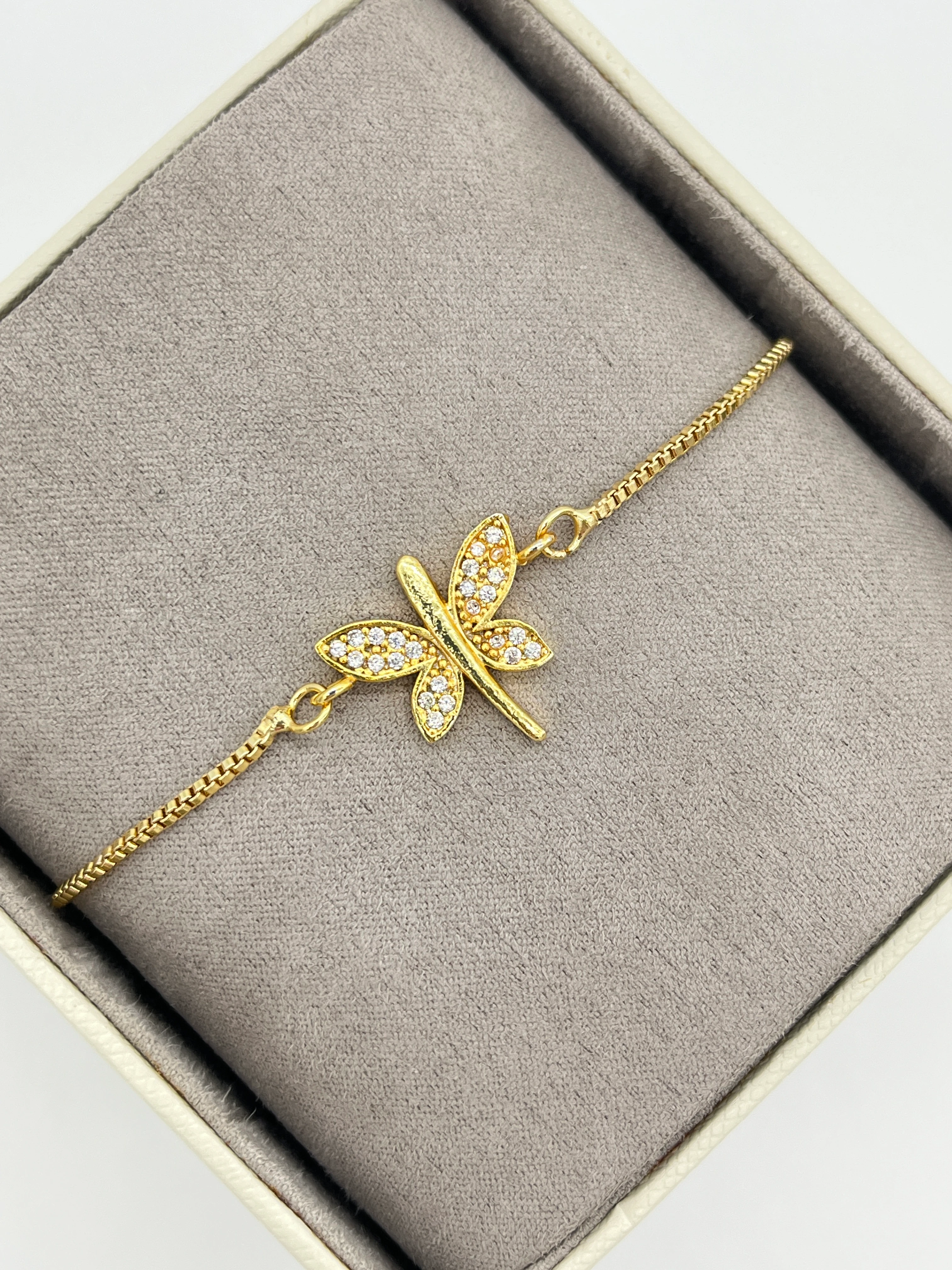 Taşlı Kelebek Bileklik