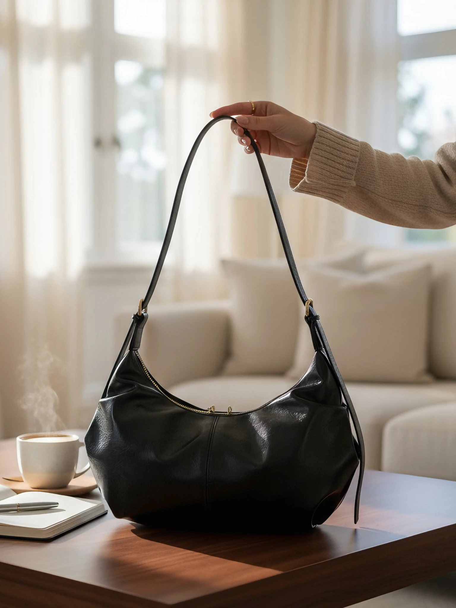 Kadın Ayarlanabilir Askılı Omuz Çantası - MAYA - SİYAH