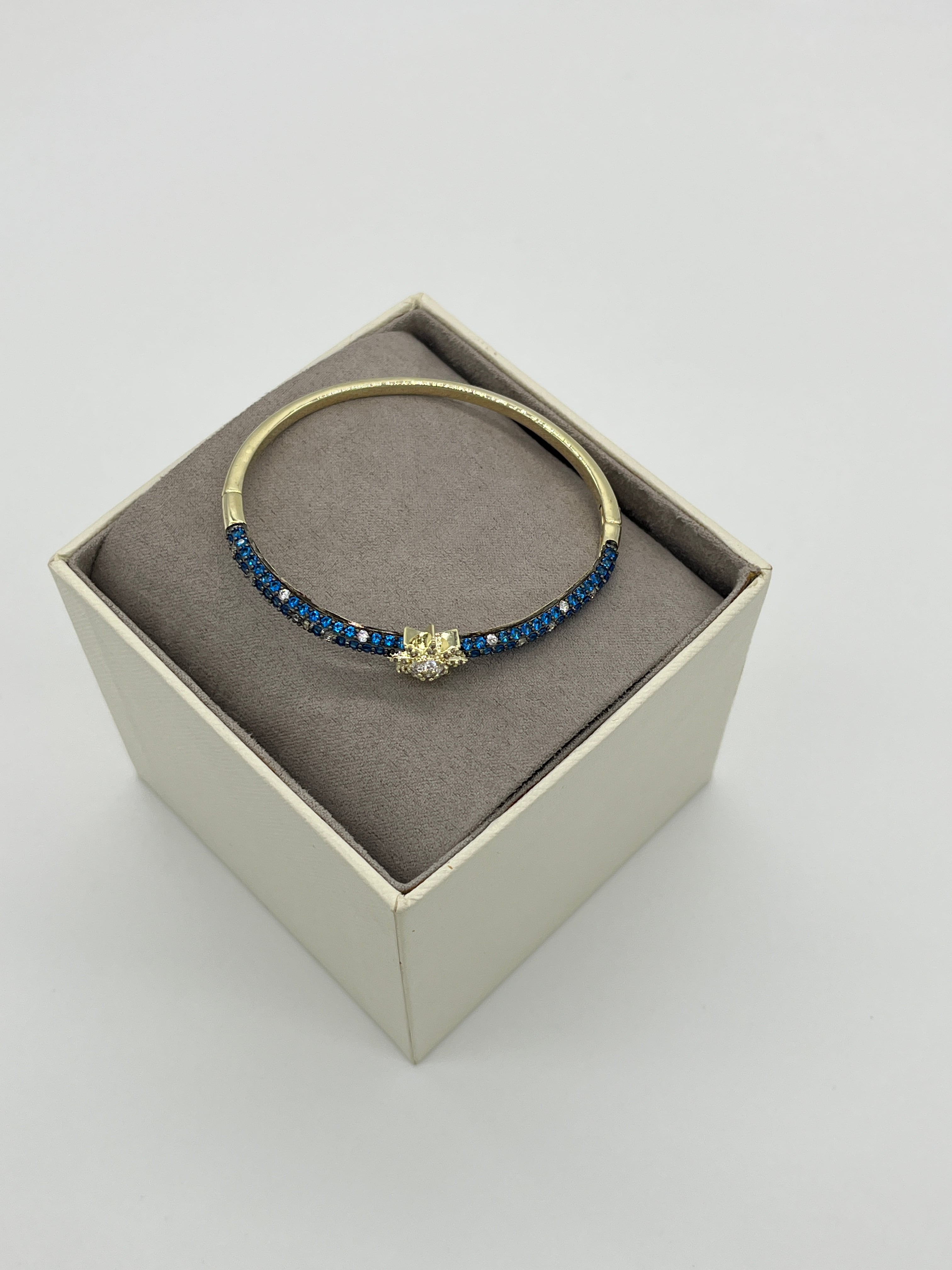 Premium Mavi Taşlı Yıldız Kelepçe Bileklik - GOLD