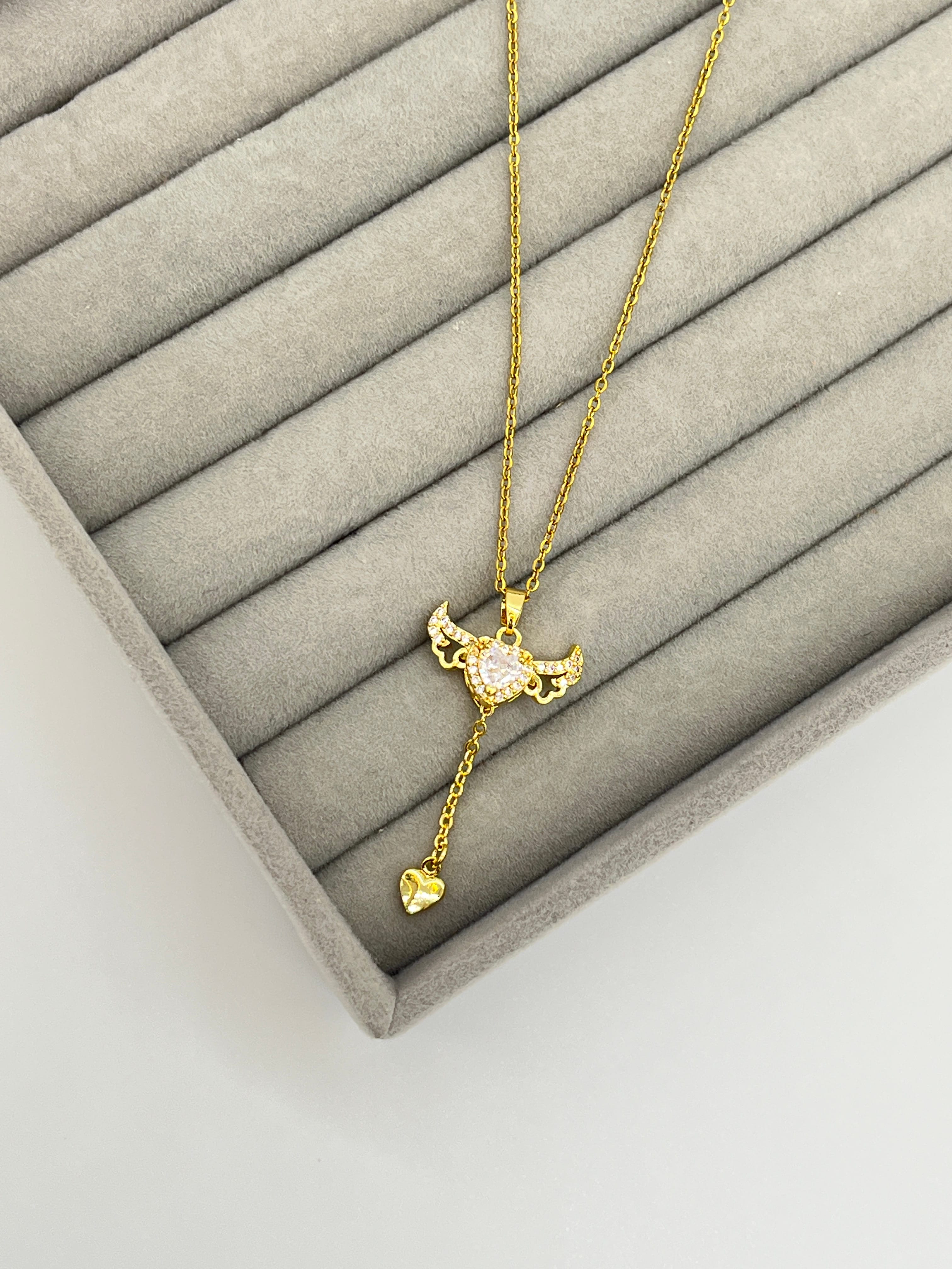 Kalp Taşlı Melek Kanadı Kolye - GOLD
