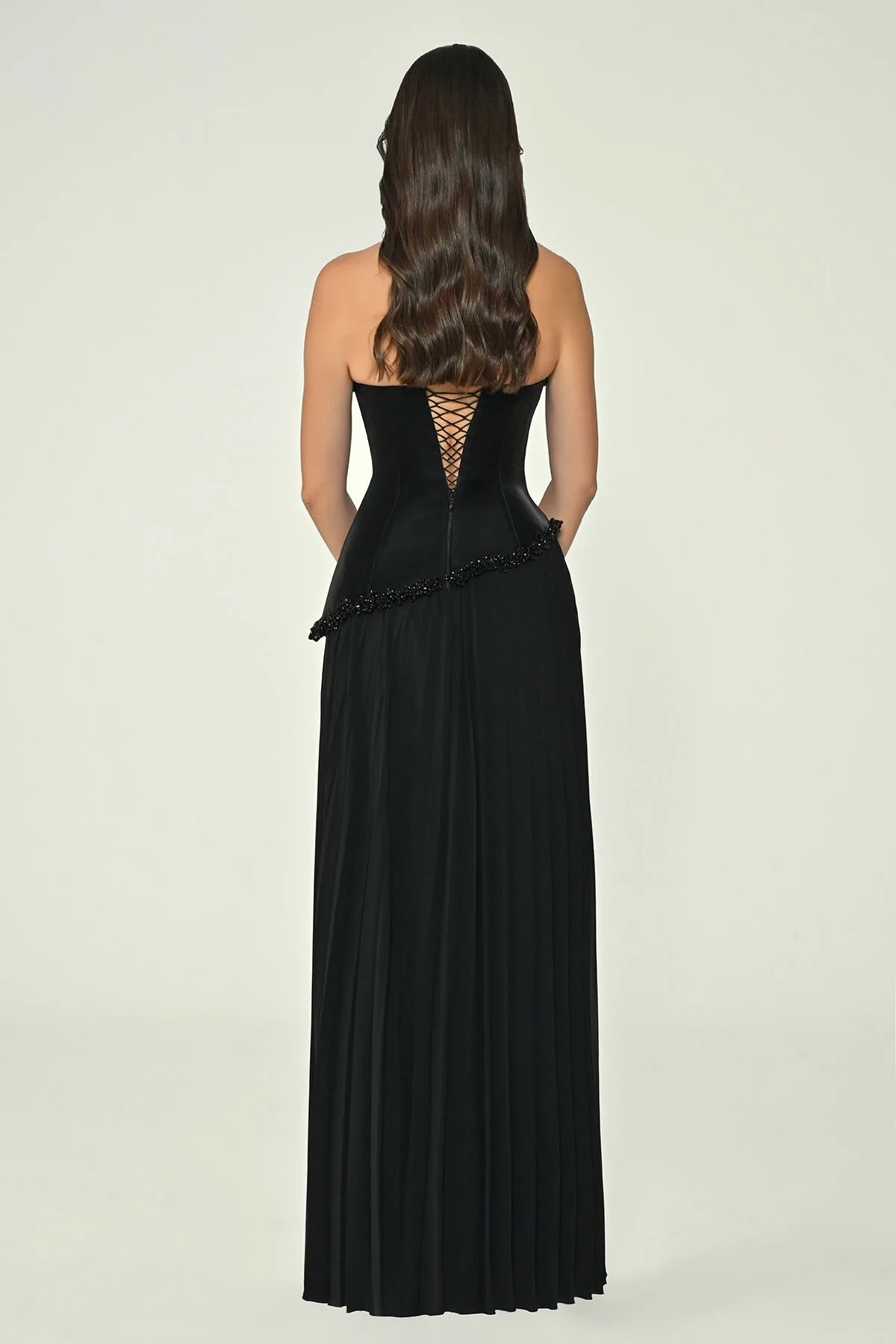 Straplez Üstü Lateks Eteği Şifon Uzun Elbise