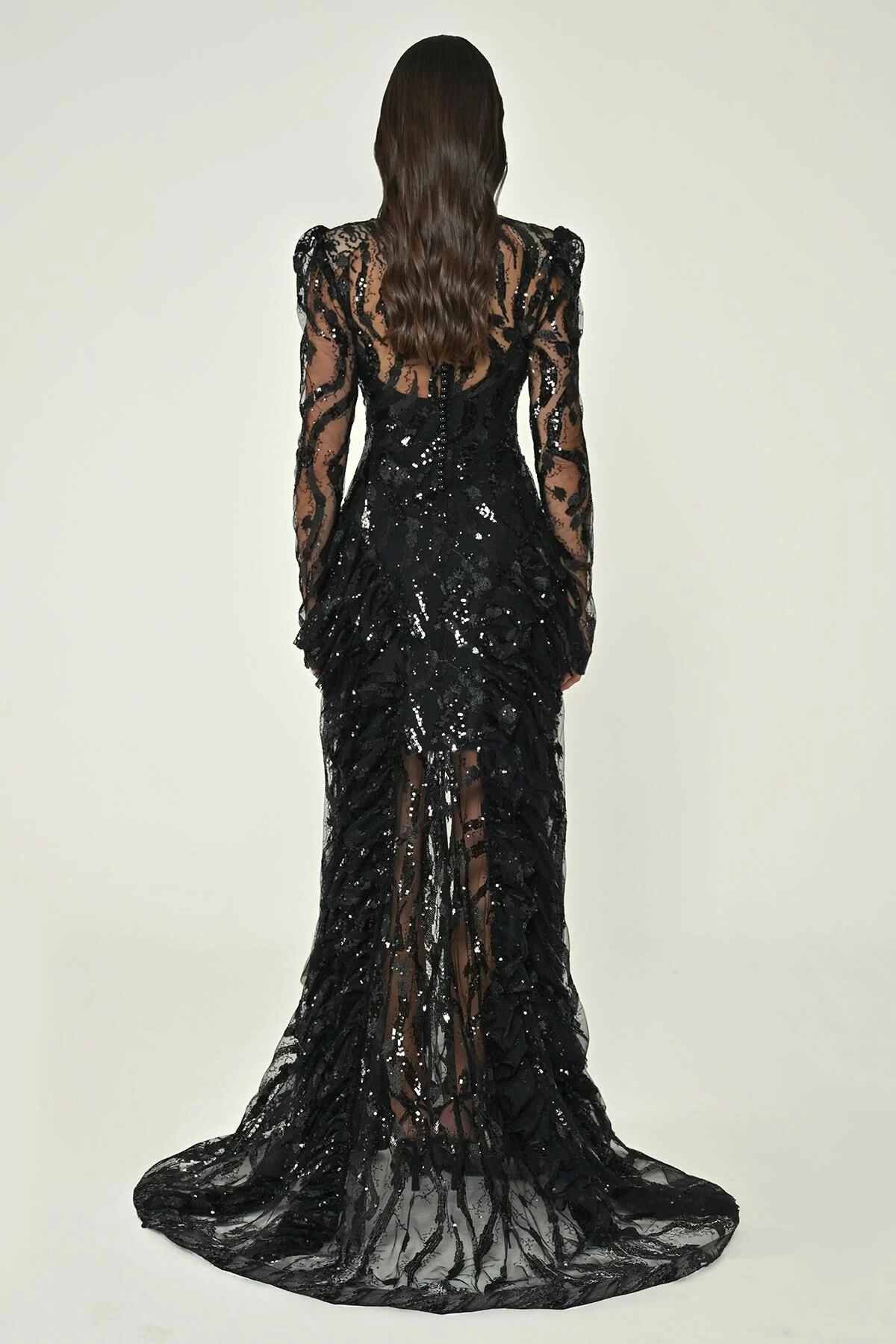 Uzun Kollu Vatkalı Önden Yırtmaçlı Payet Uzun Elbise