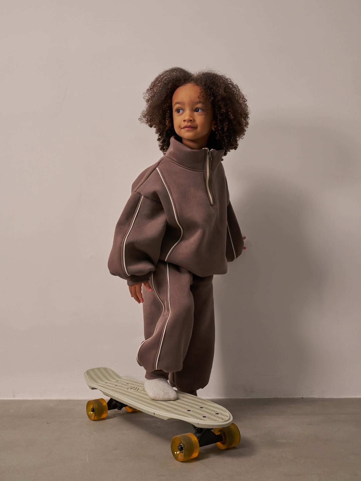 Badem Biyeli Fermuarlı Eşofman Takım