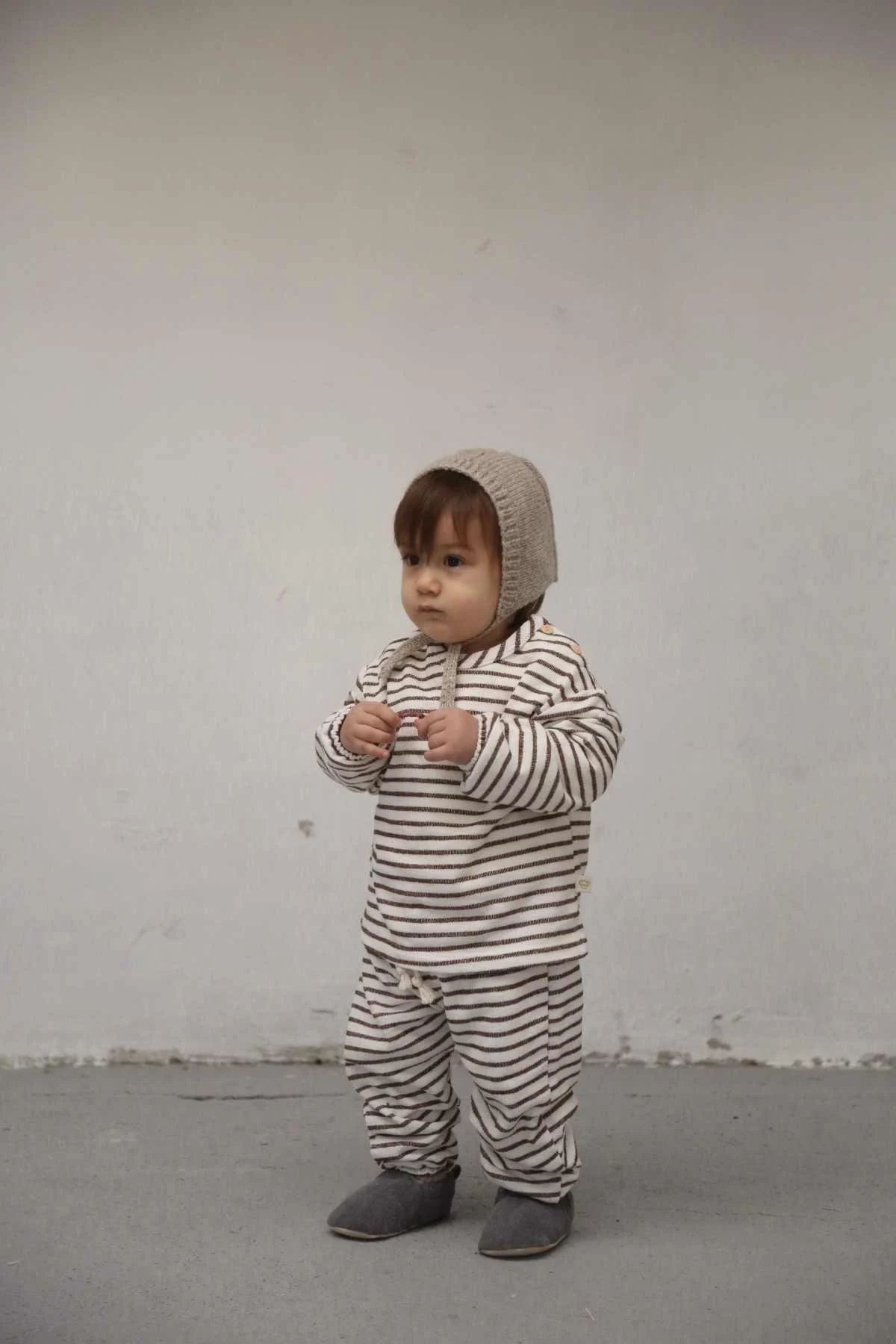 Kahverengi Çizgili Alt Üst Takım