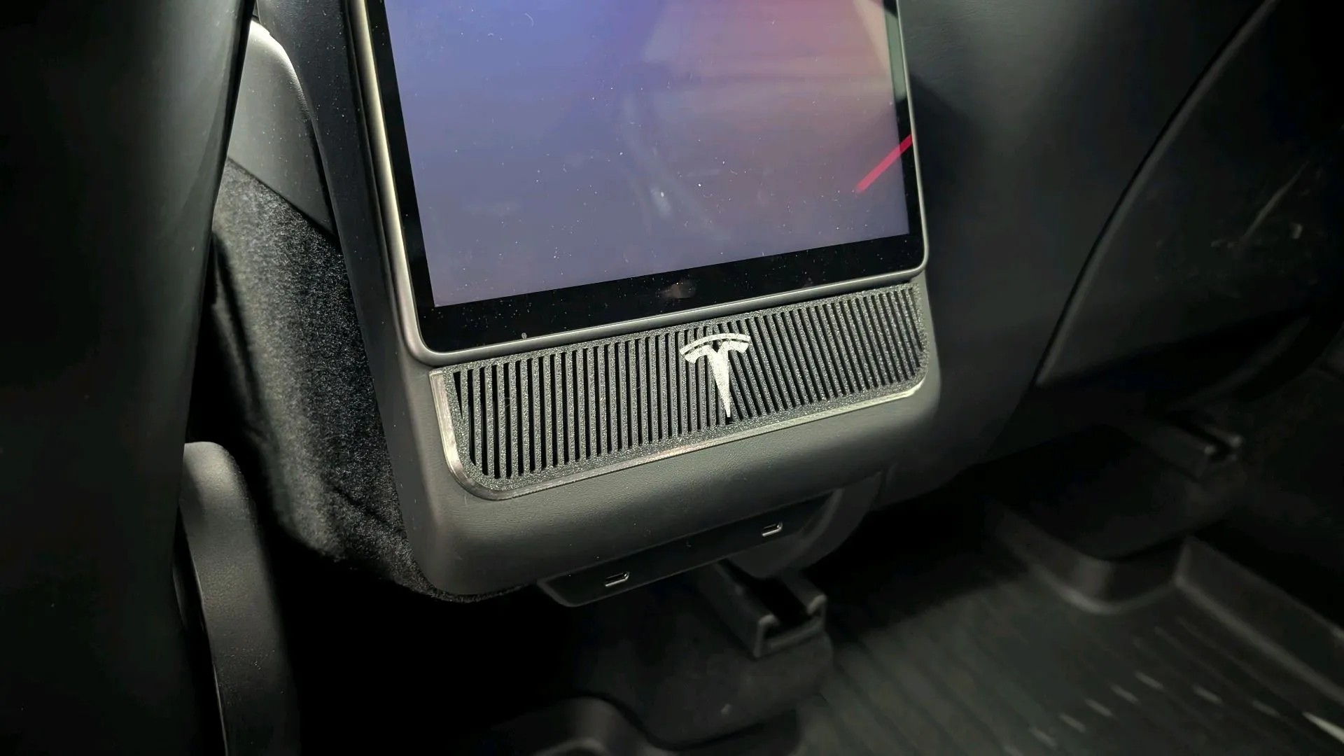 Tesla Model Y Juniper Arka Havalandırmalar için Koruma Kapakları - 3'lü Set