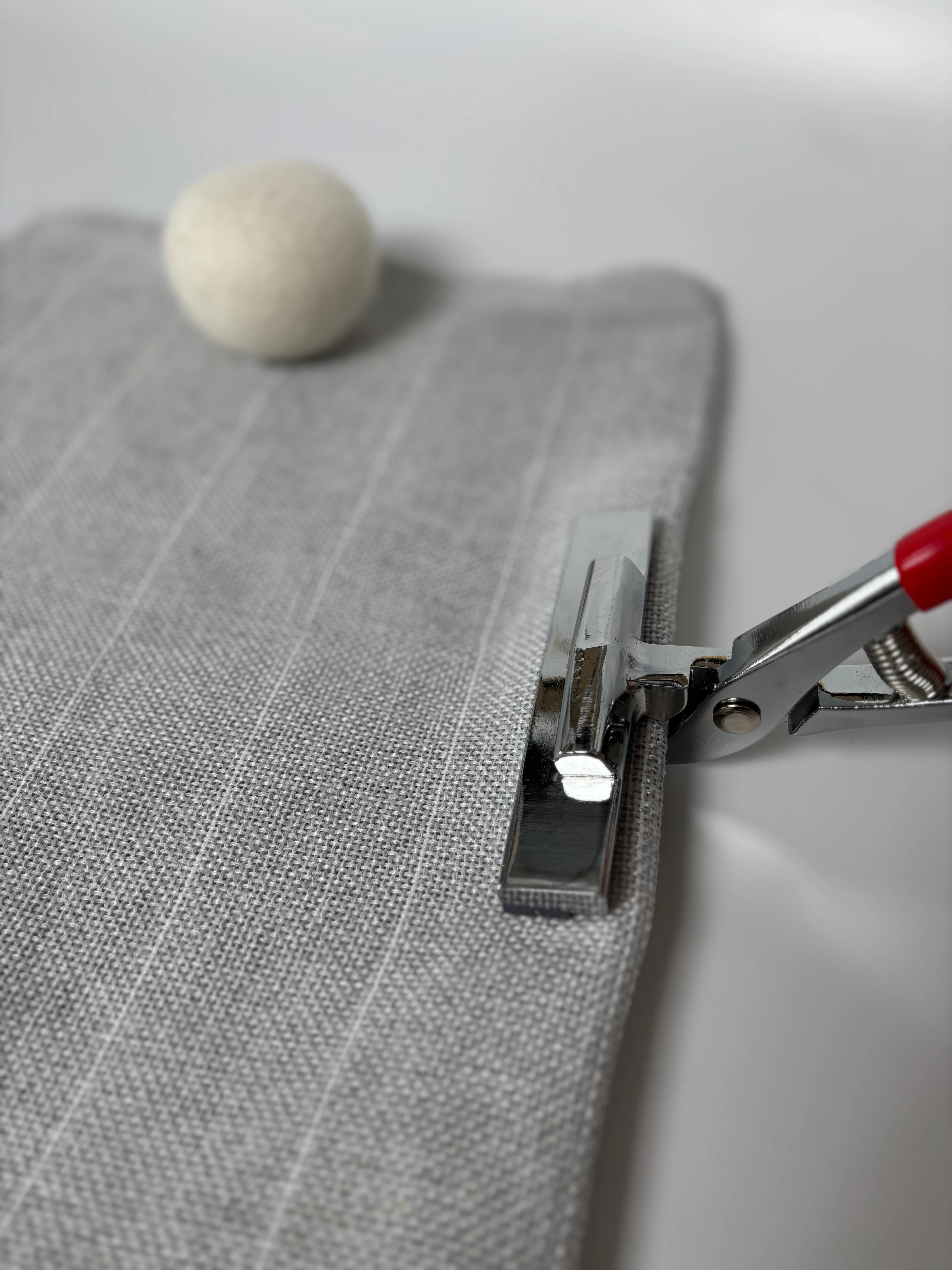 El Tufto GripMax Tufting Kumaş Gerdirme Aparatı (Profesyonel Tutuş)