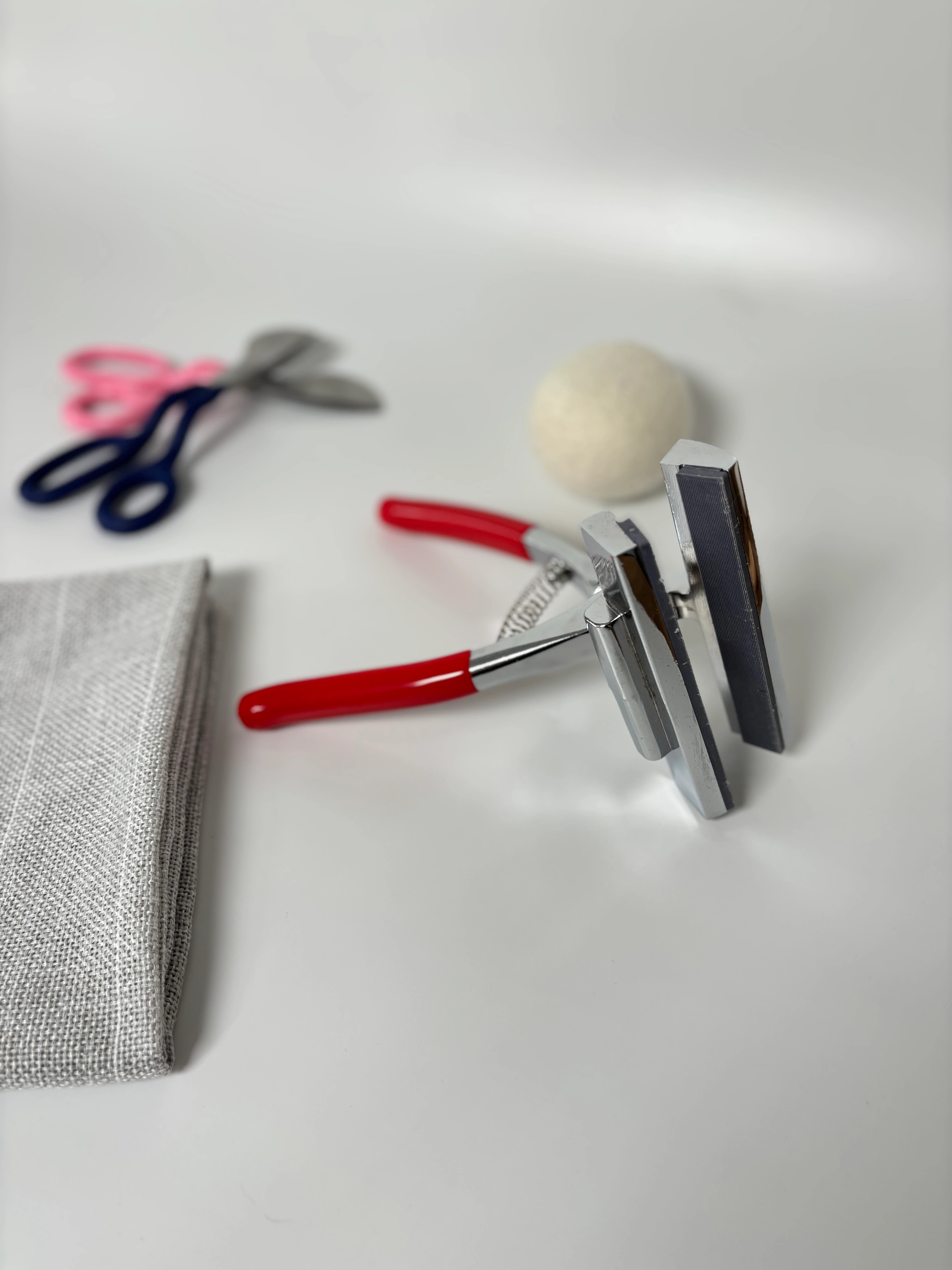 El Tufto GripMax Tufting Kumaş Gerdirme Aparatı (Profesyonel Tutuş)