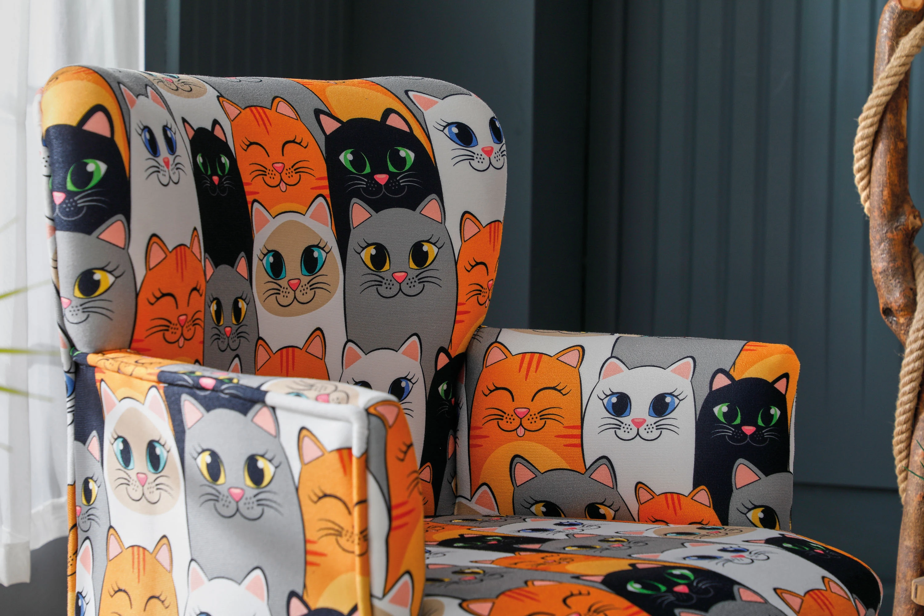 Roma Modern Tekli Koltuk Berjer - Dijital Baskılı Kumaş - Ahşap Ayak - Kedili 1 