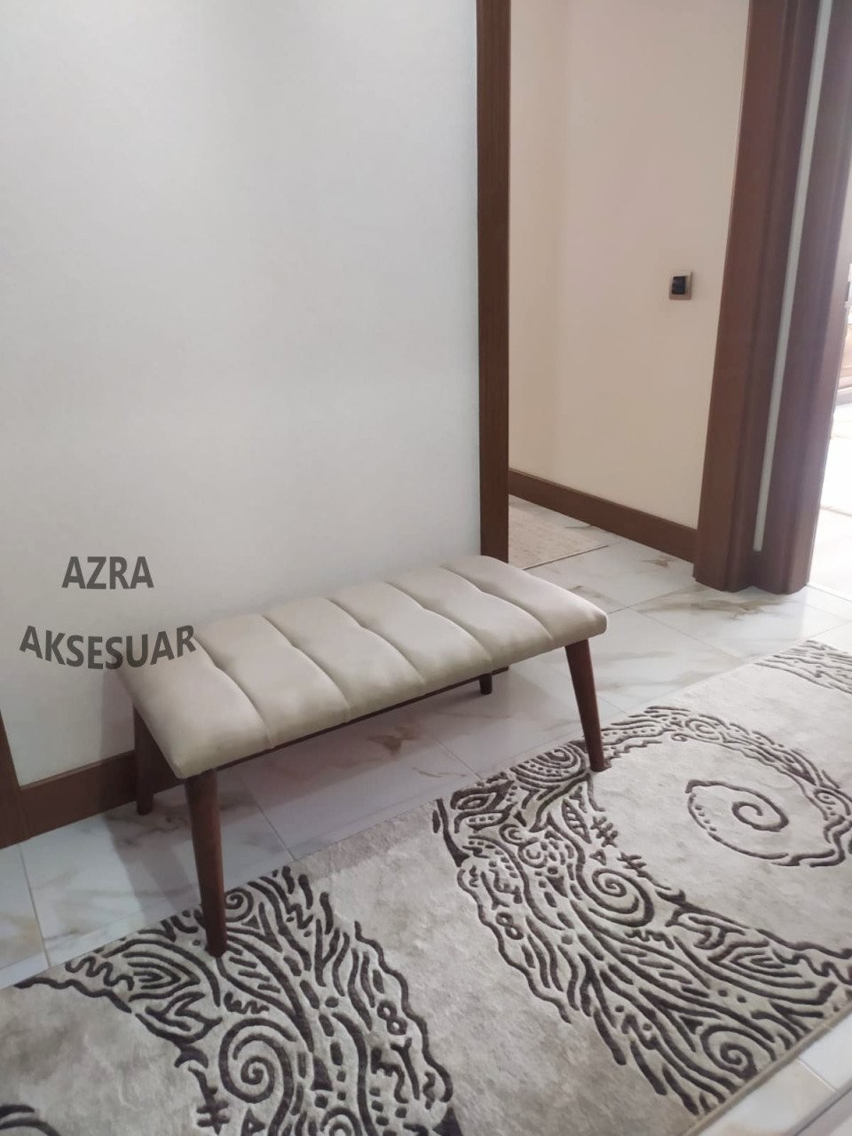 Bench - Puf - Bank - Ahşap Ayaklı - Ahşap Bench - Çift Kişilik Puf - KREM