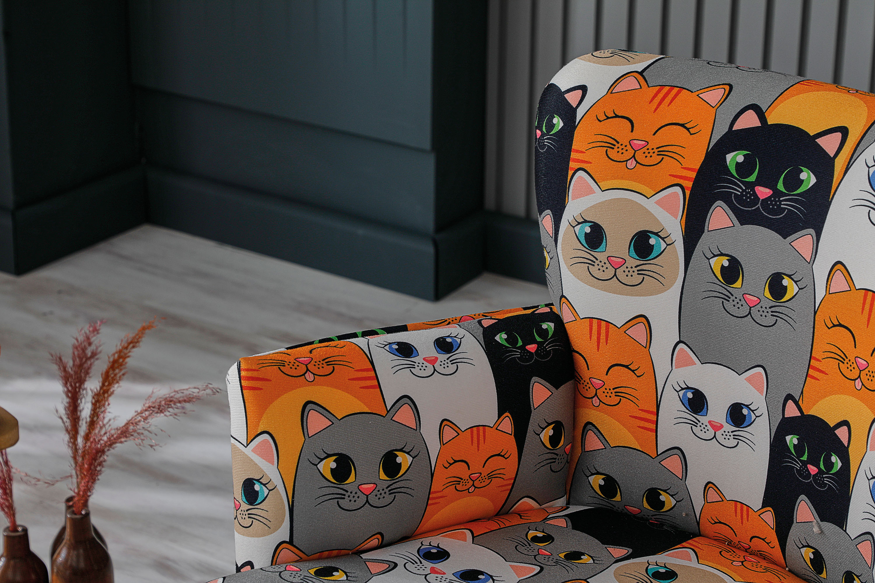 Roma Modern Tekli Koltuk Berjer - Dijital Baskılı Kumaş - Ahşap Ayak - Kedili 1 