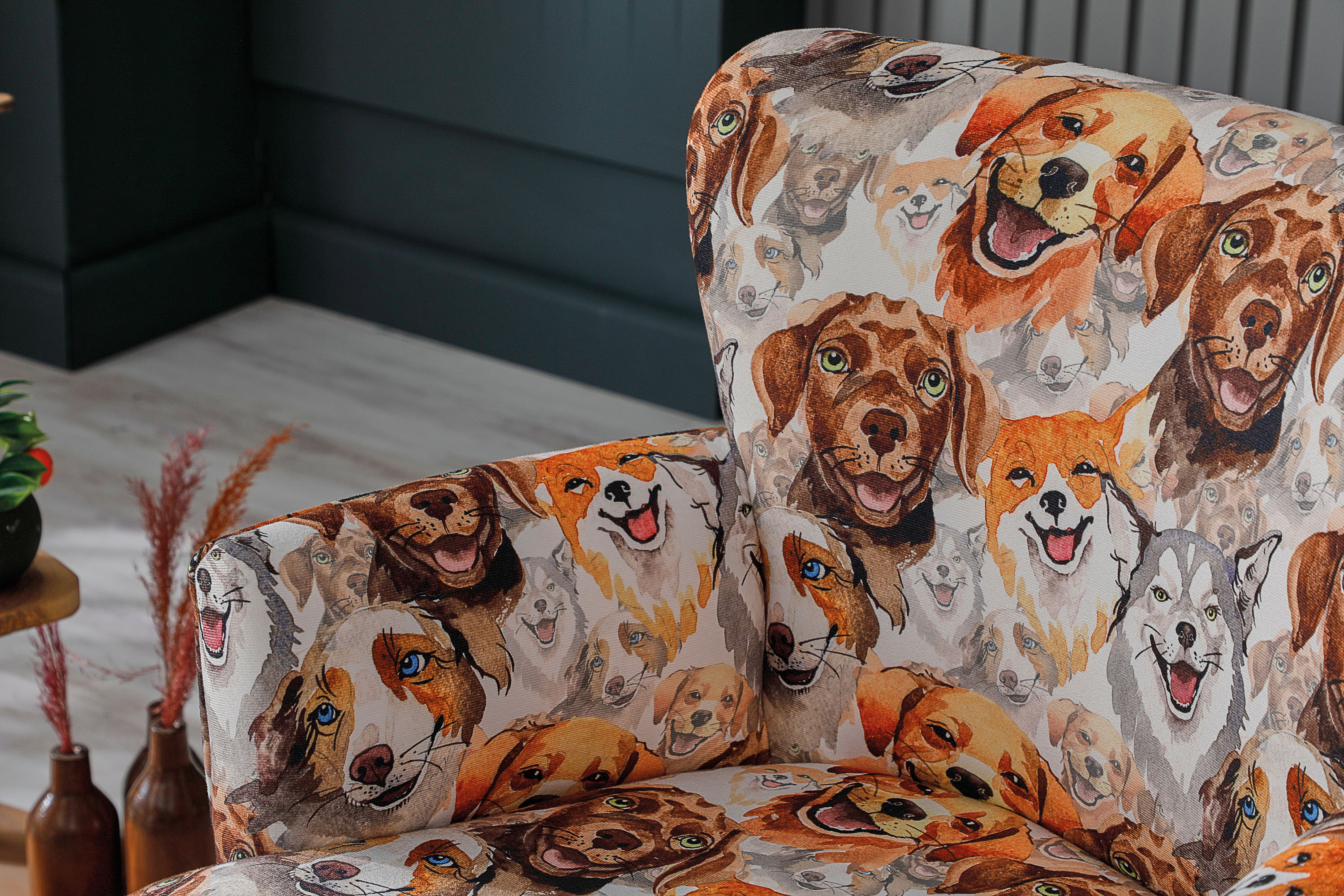 Roma Modern Tekli Koltuk Berjer - Dijital Baskılı Kumaş - Ahşap Ayak - Köpek Desen