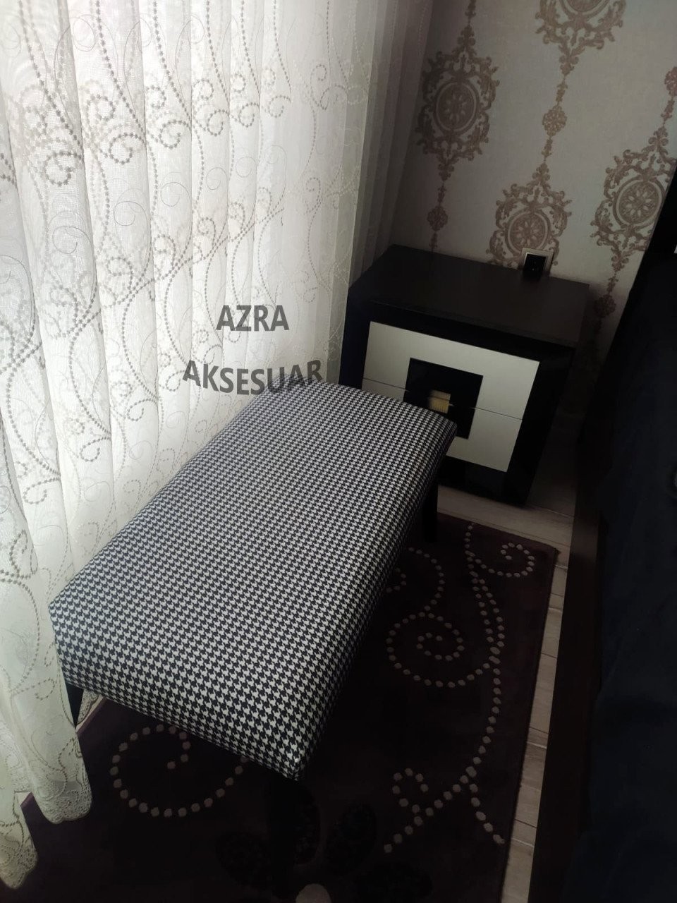 Bench - Puf - Bank - Ahşap Ayaklı - Ahşap Bench - Çift Kişilik Puf - Ekose Siyah Beyaz