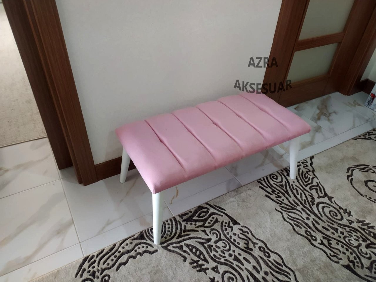 Bench - Puf - Bank - Ahşap Ayaklı - Ahşap Bench - Çift Kişilik Puf - Pembe