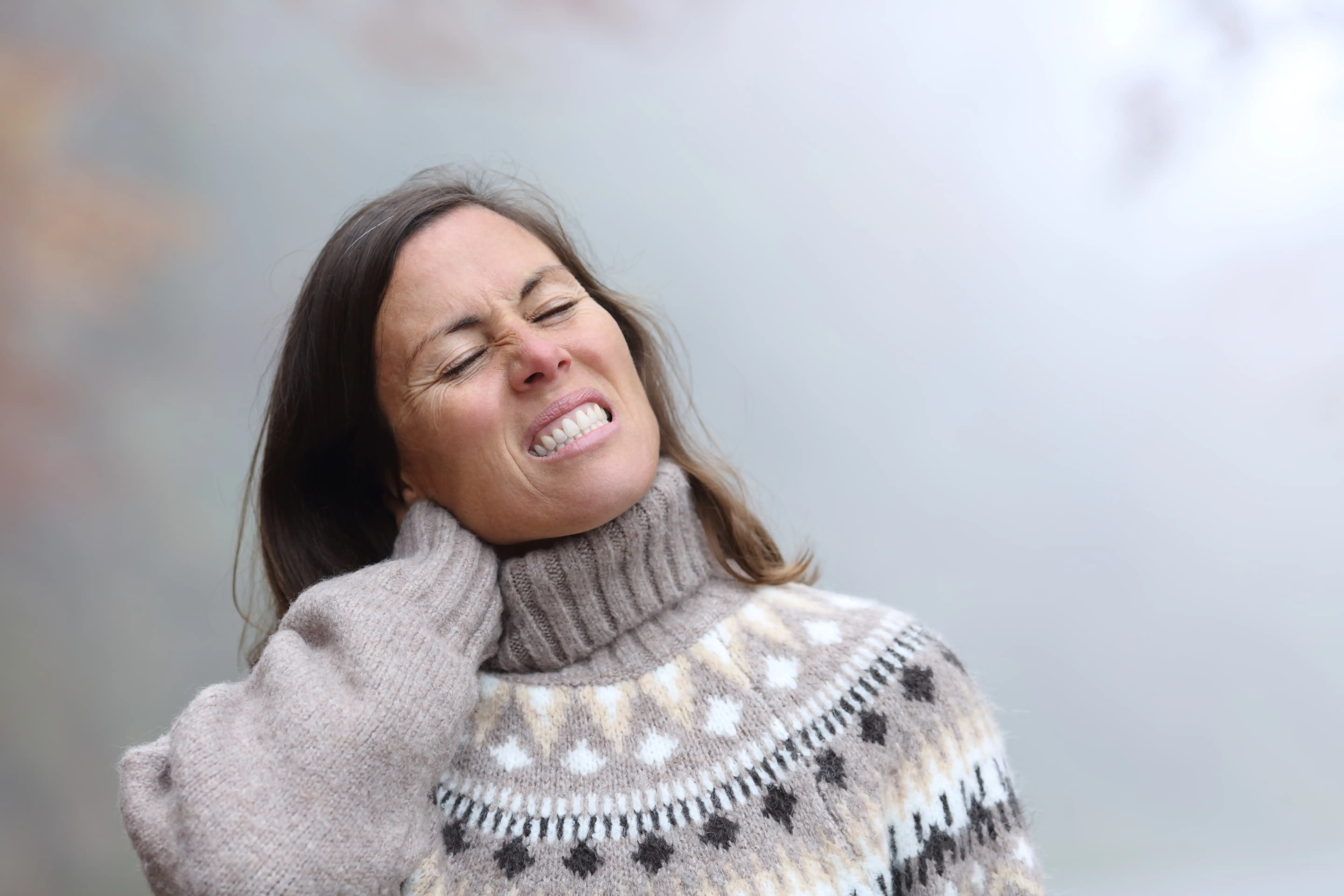 Soğuk Havalarda Kas ve Eklem Ağrıları Neden Artar? Kullanılabilecek Destekler Nelerdir?