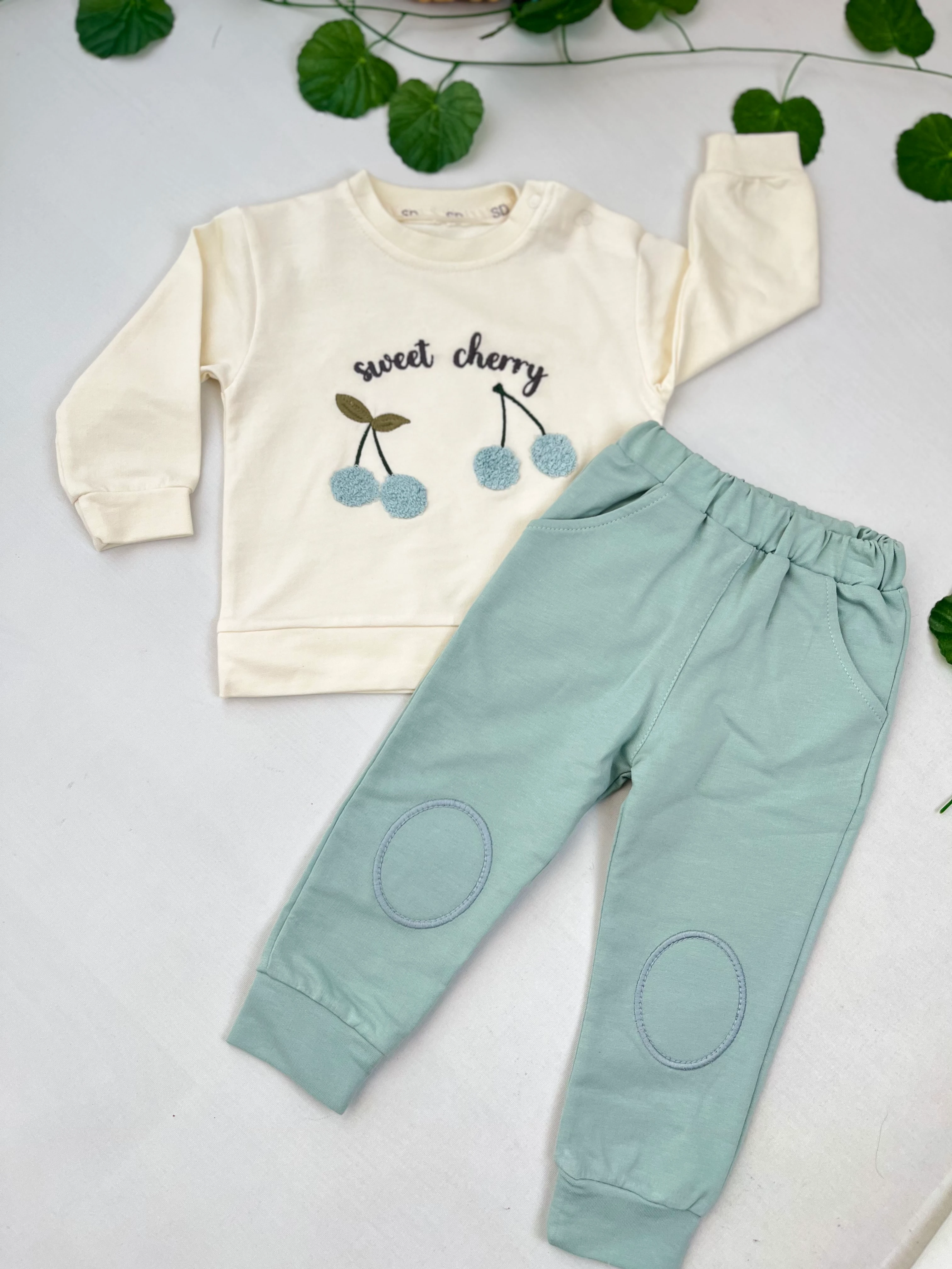 Kız Bebek Kiraz Baskılı Takım MB00325