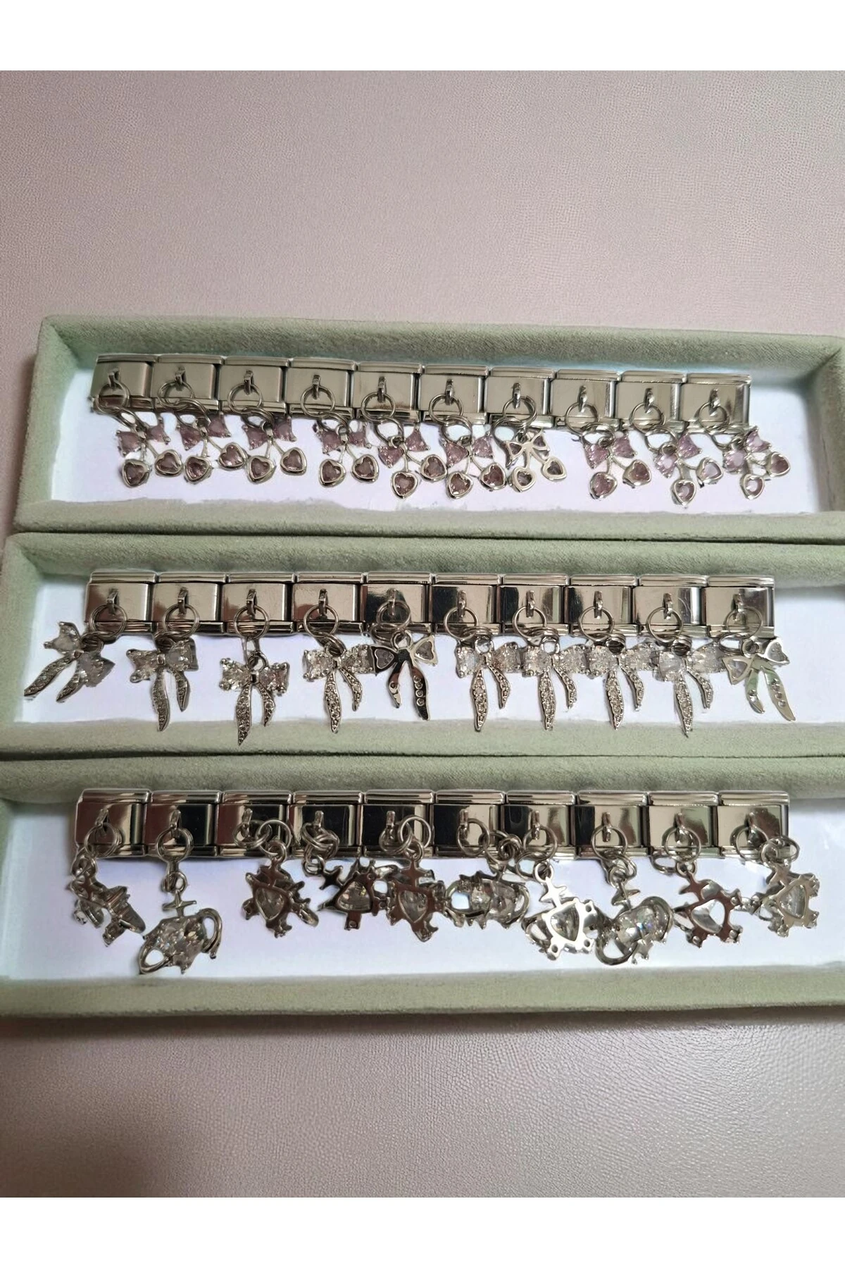 Paslanmaz Çelik İtalyan Charm Bileklik – Zarif, Dayanıklı , 3 Adet Rastgele Charm