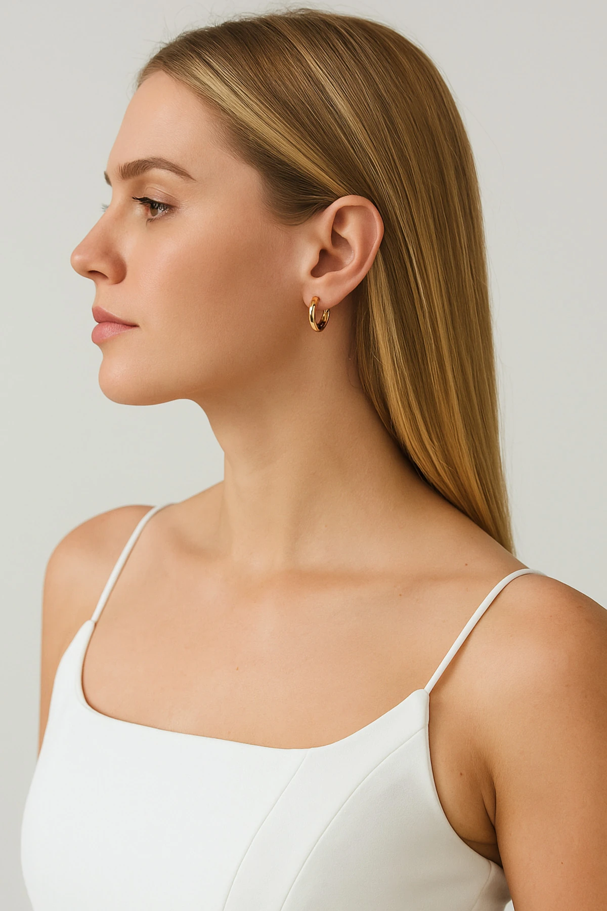 Altın Kaplama Kararmaz Xuping Halka Küpe – Zamansız Şıklık